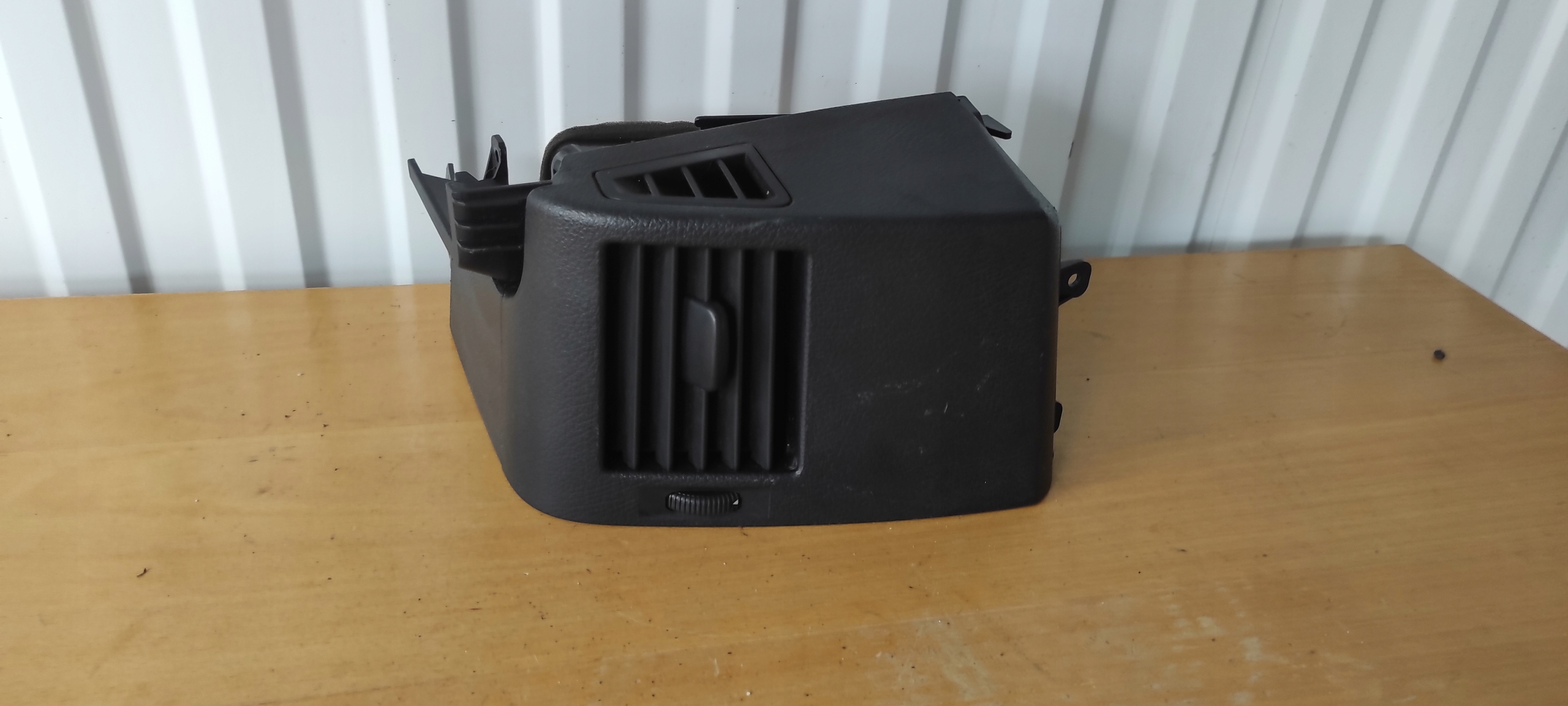 grid air conditioning devices CRAFTER MERCEDES SPRINTER W906 A9068300554