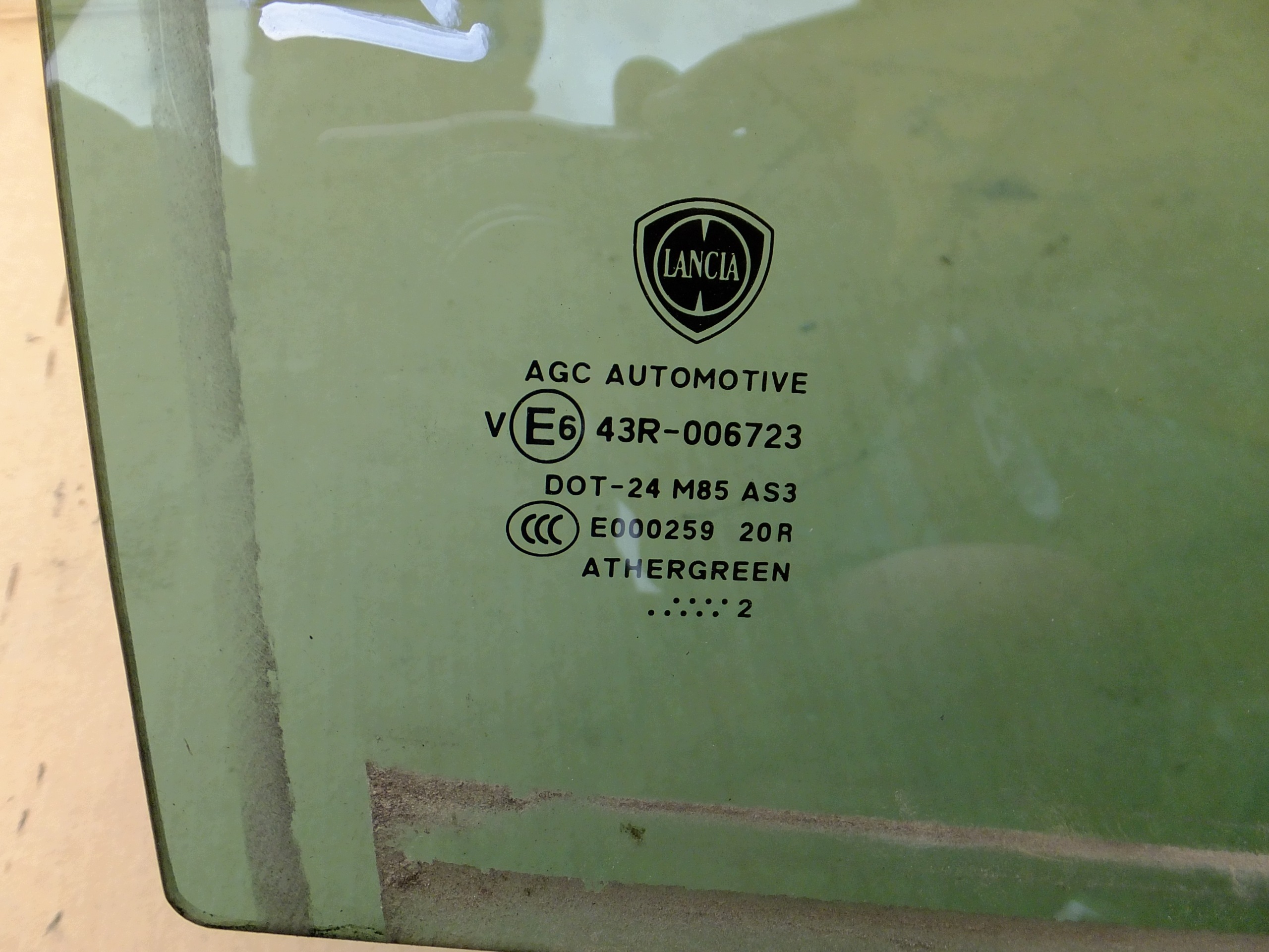 window door right rear part lancia delta III 2012r