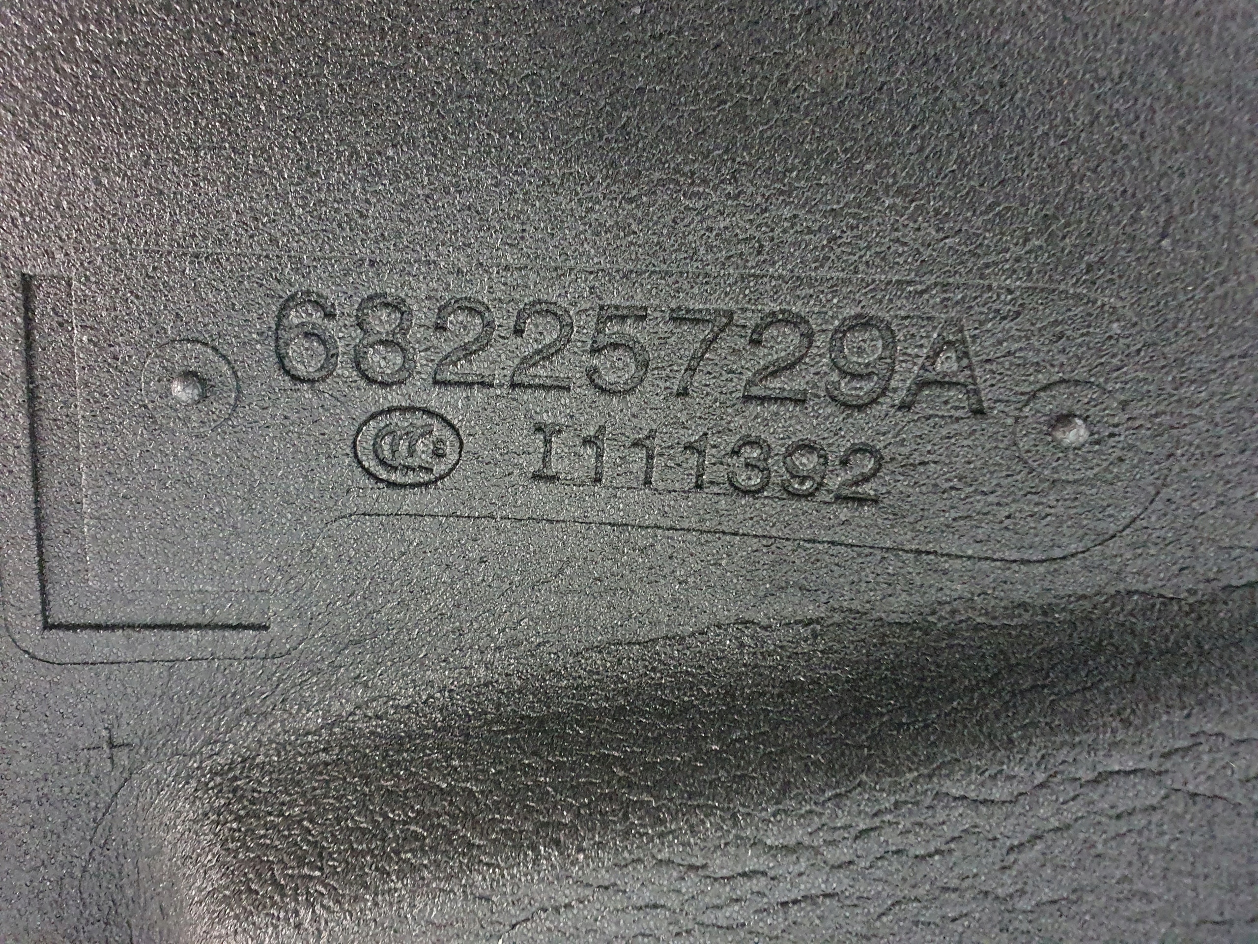 CHRYSLER PACIFICA II 16- bal hangszigetelő IZOLACJA emelet 68225729A
