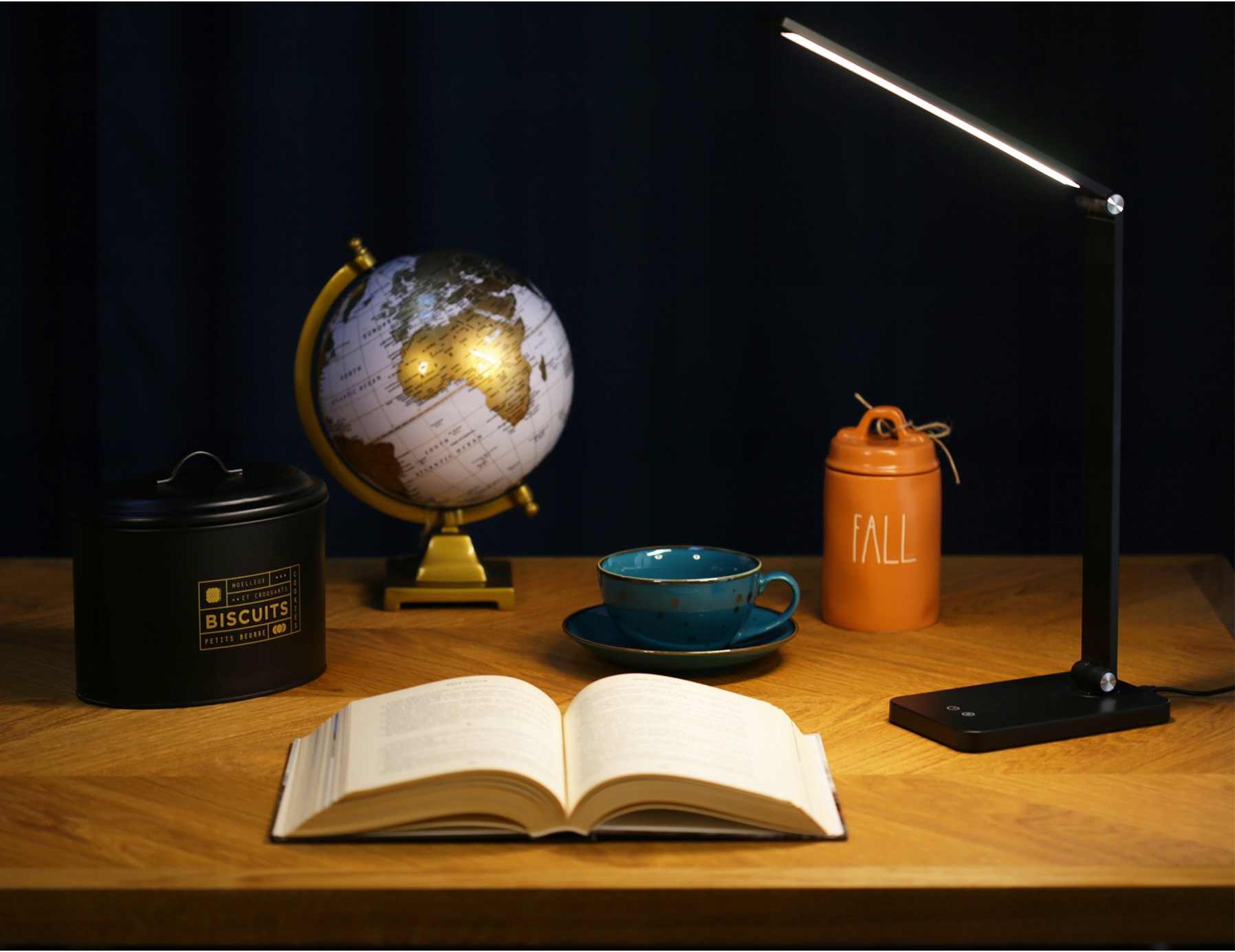 LAMPKA LED BIURKOWA SZKOLNA NA BIURKO REGULOWANA Kod producenta 3495