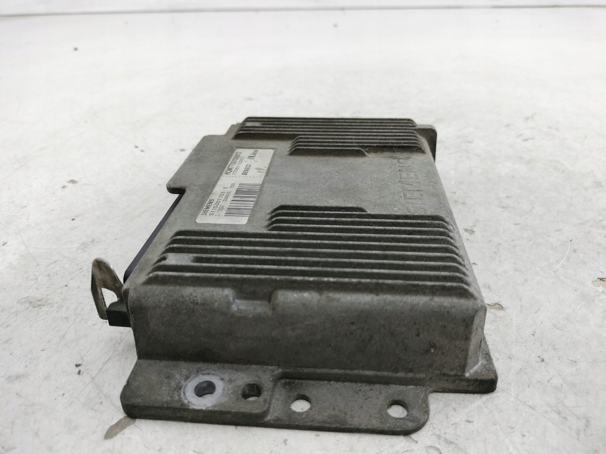 control unit of the engine KANGOO 1.4 S115301101E