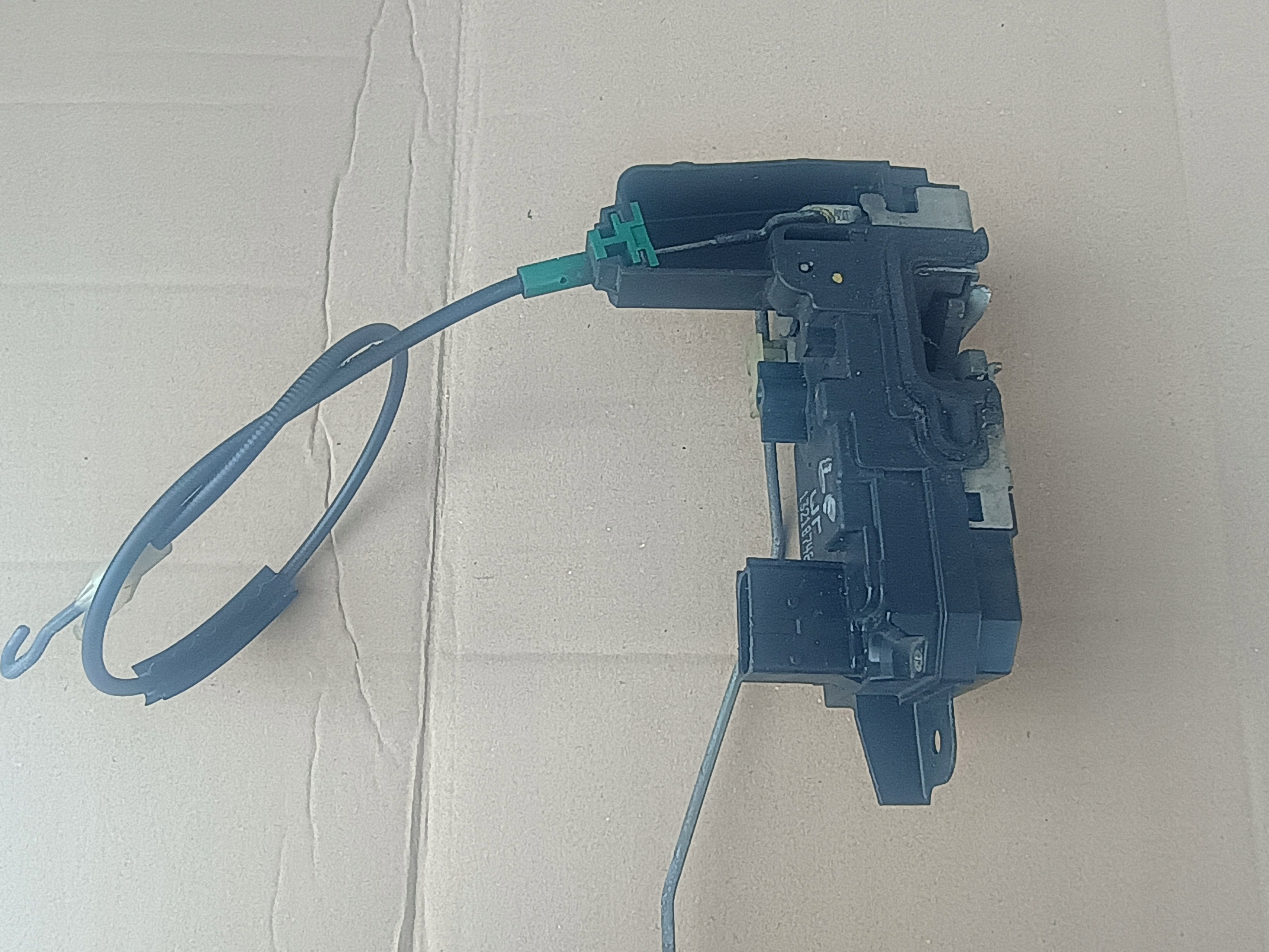 lock door 13210748 front left OPEL ASTRA H