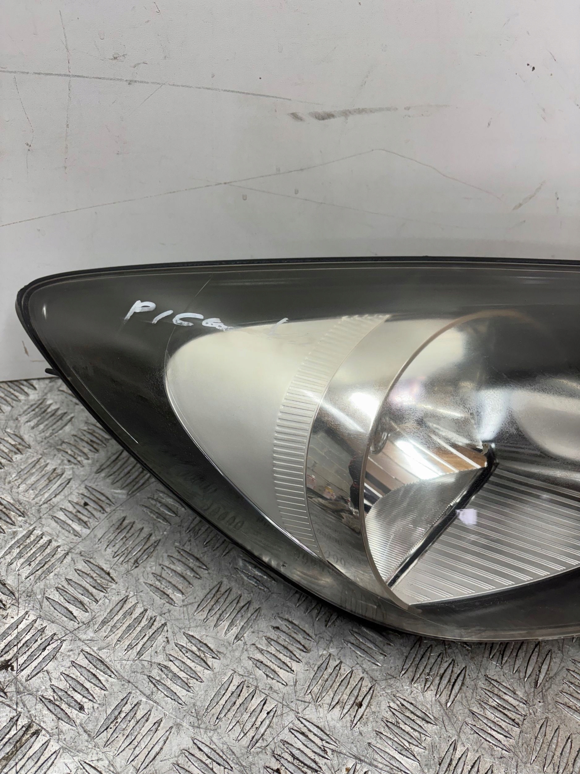 REFLEKTOR light right KIA PICANTO II 2 11