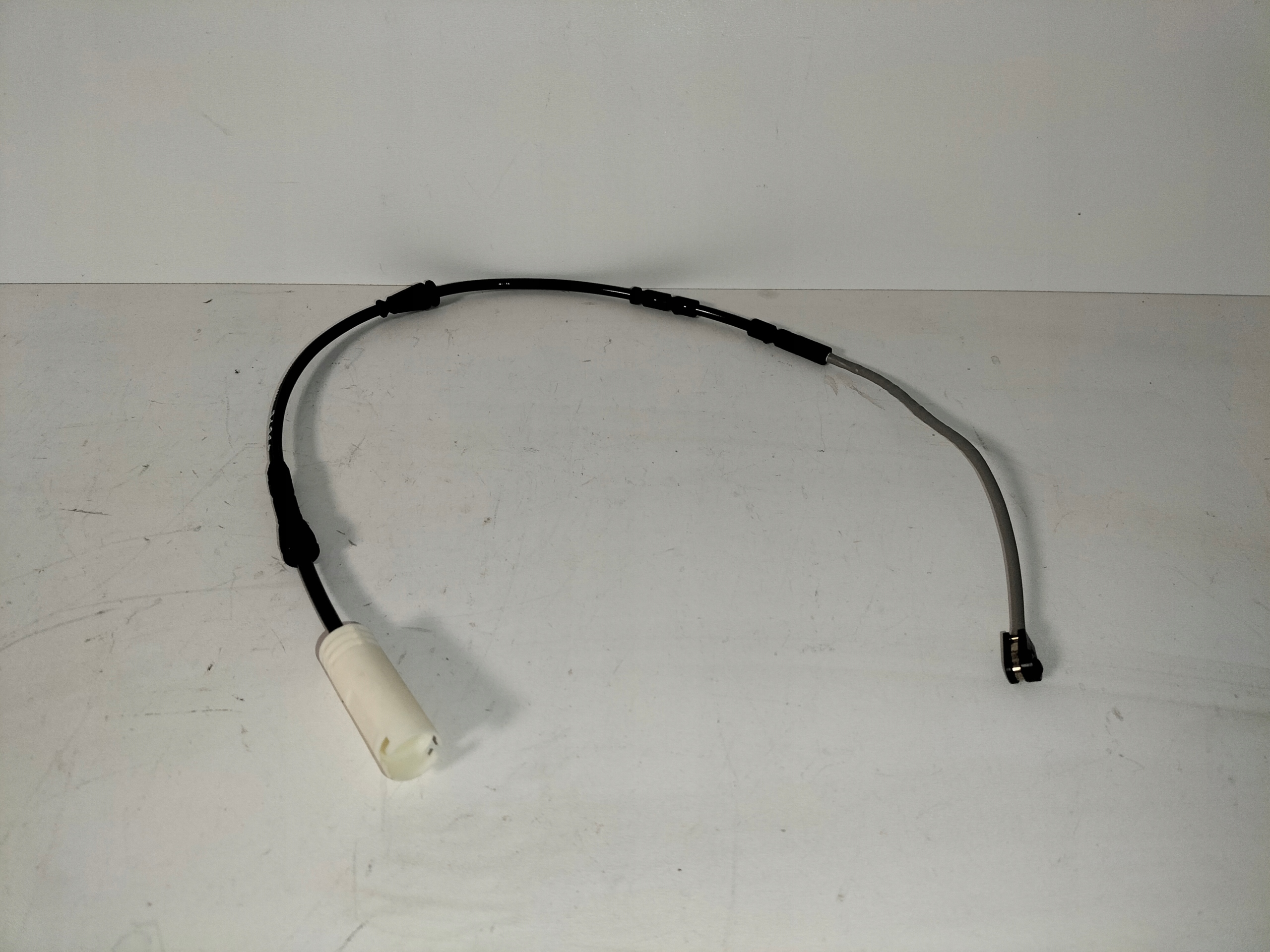 sensor zuzycia klockow brems vorne BMW X1 E84 09