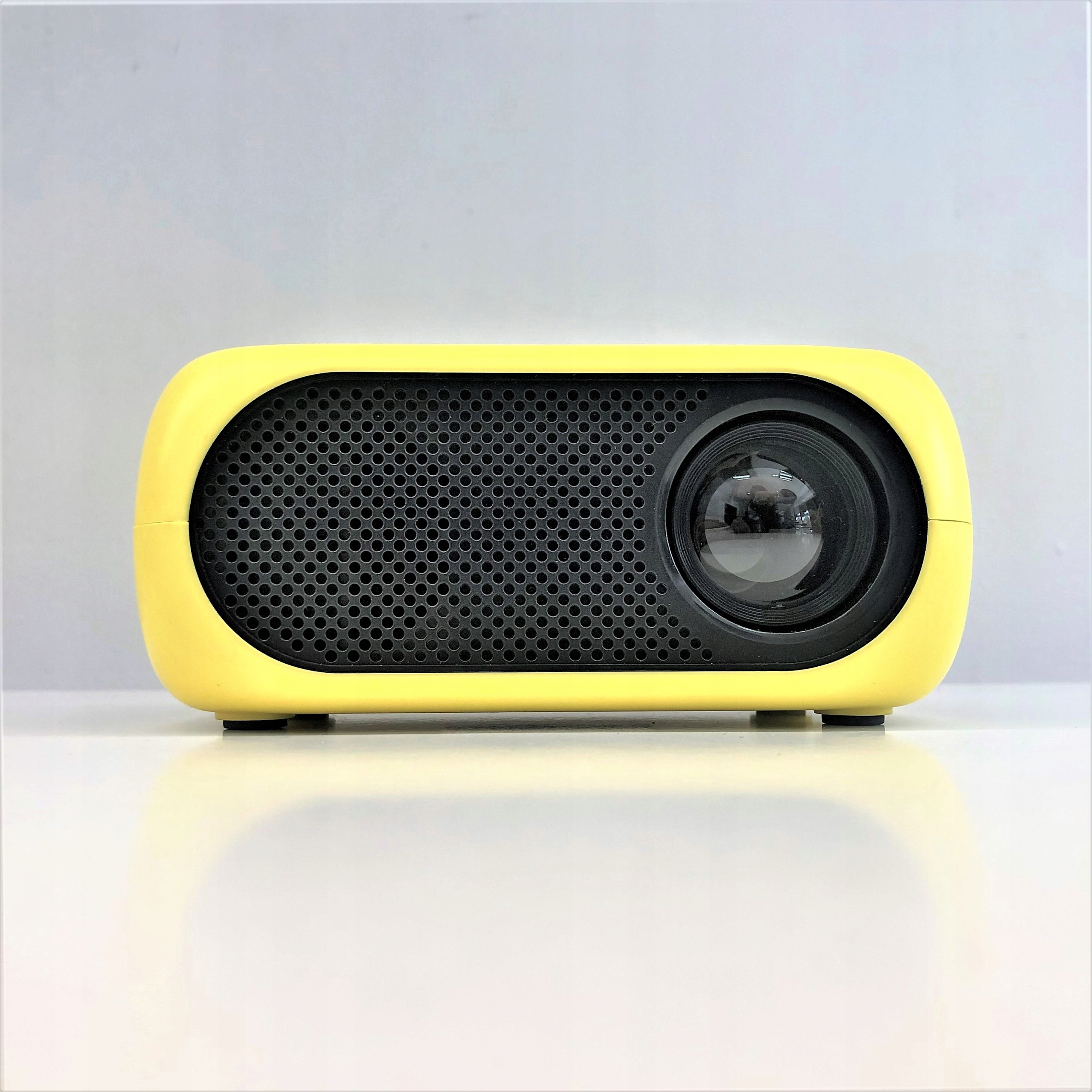 RZUTNIK MINI PROJEKTOR PRZENOŚNY FHD 120" DUŻA JASNOŚĆ OBRAZU+KONSOLA ŻÓŁTY Marka inna