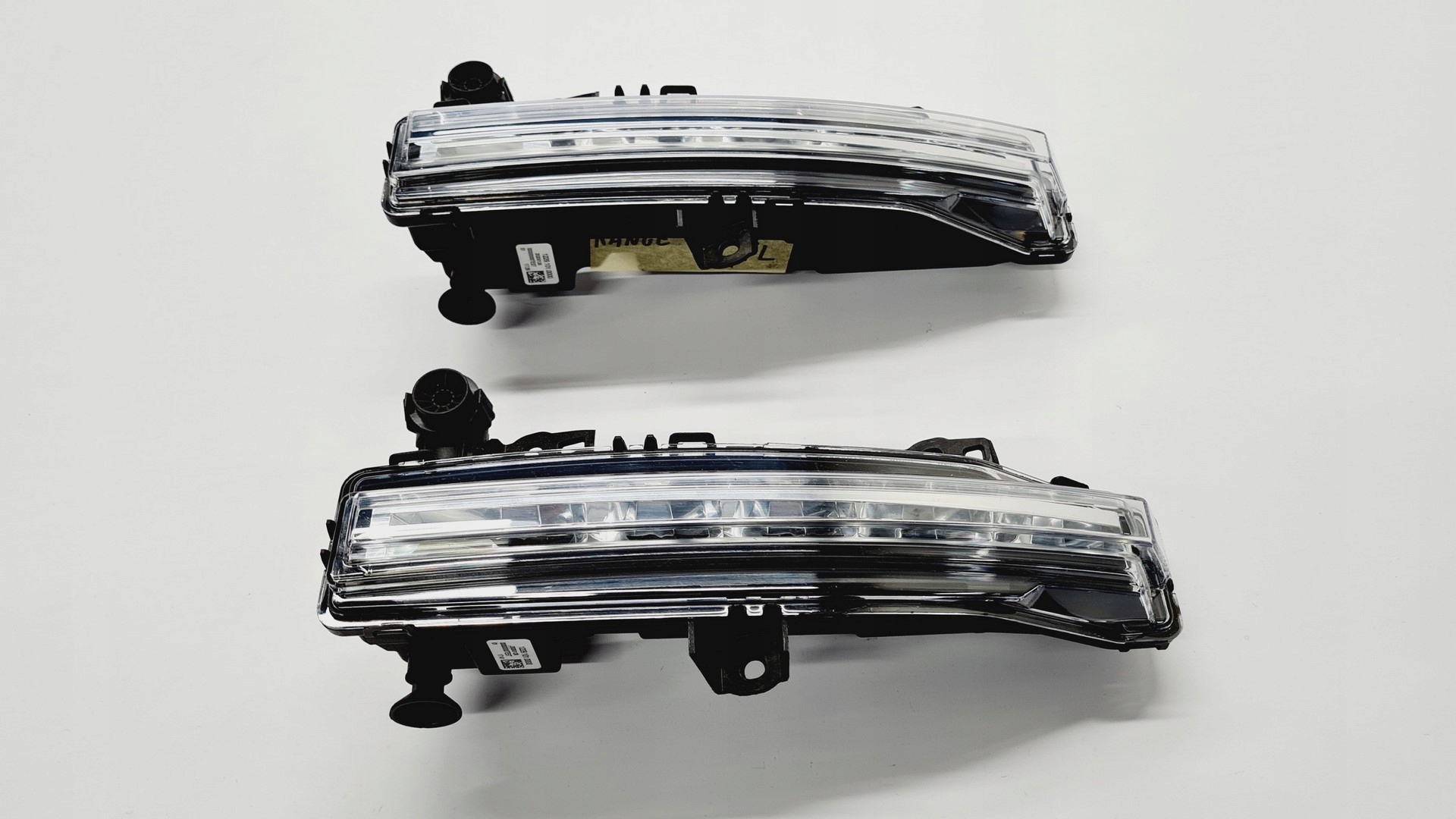 HALOGEN LED LEWY RANGE ROVER Strona zabudowy lewa