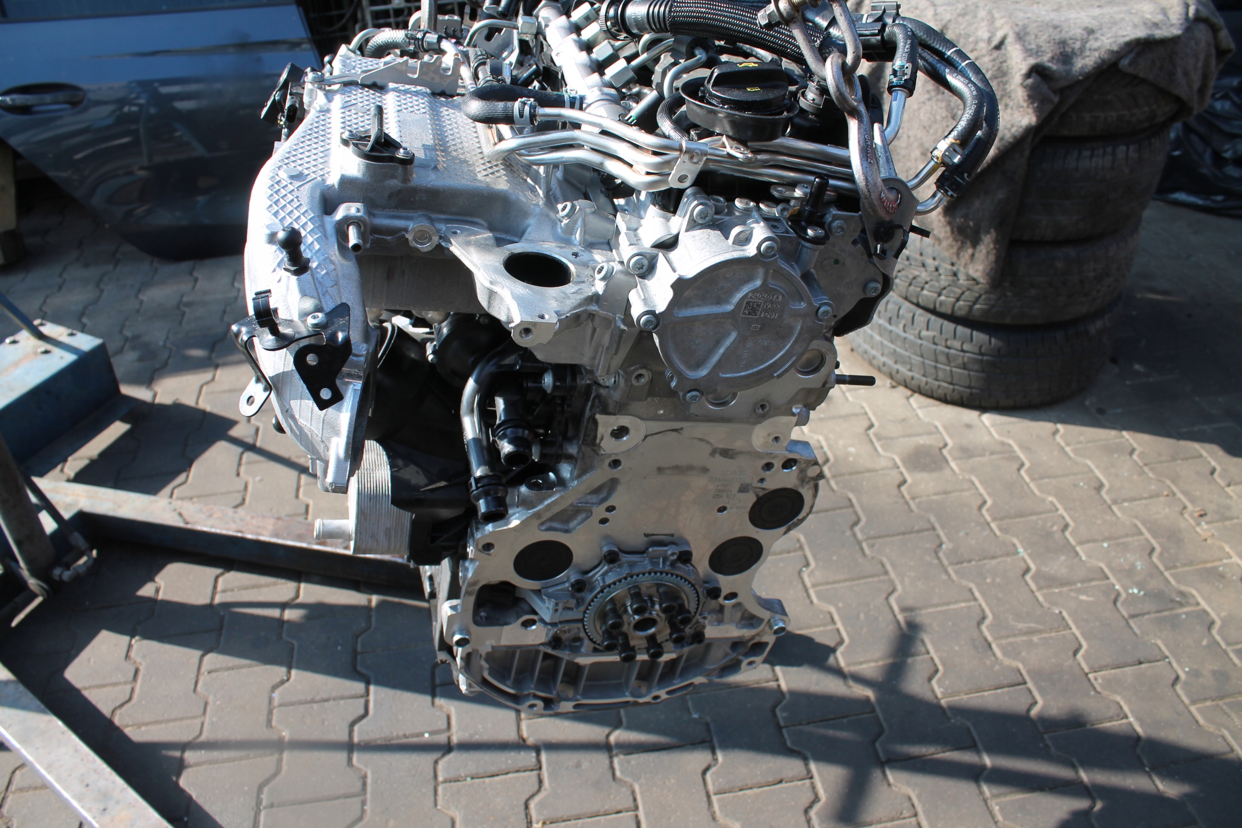 engine complete AUDI 2,0 TDI 10TYS KM DEZ