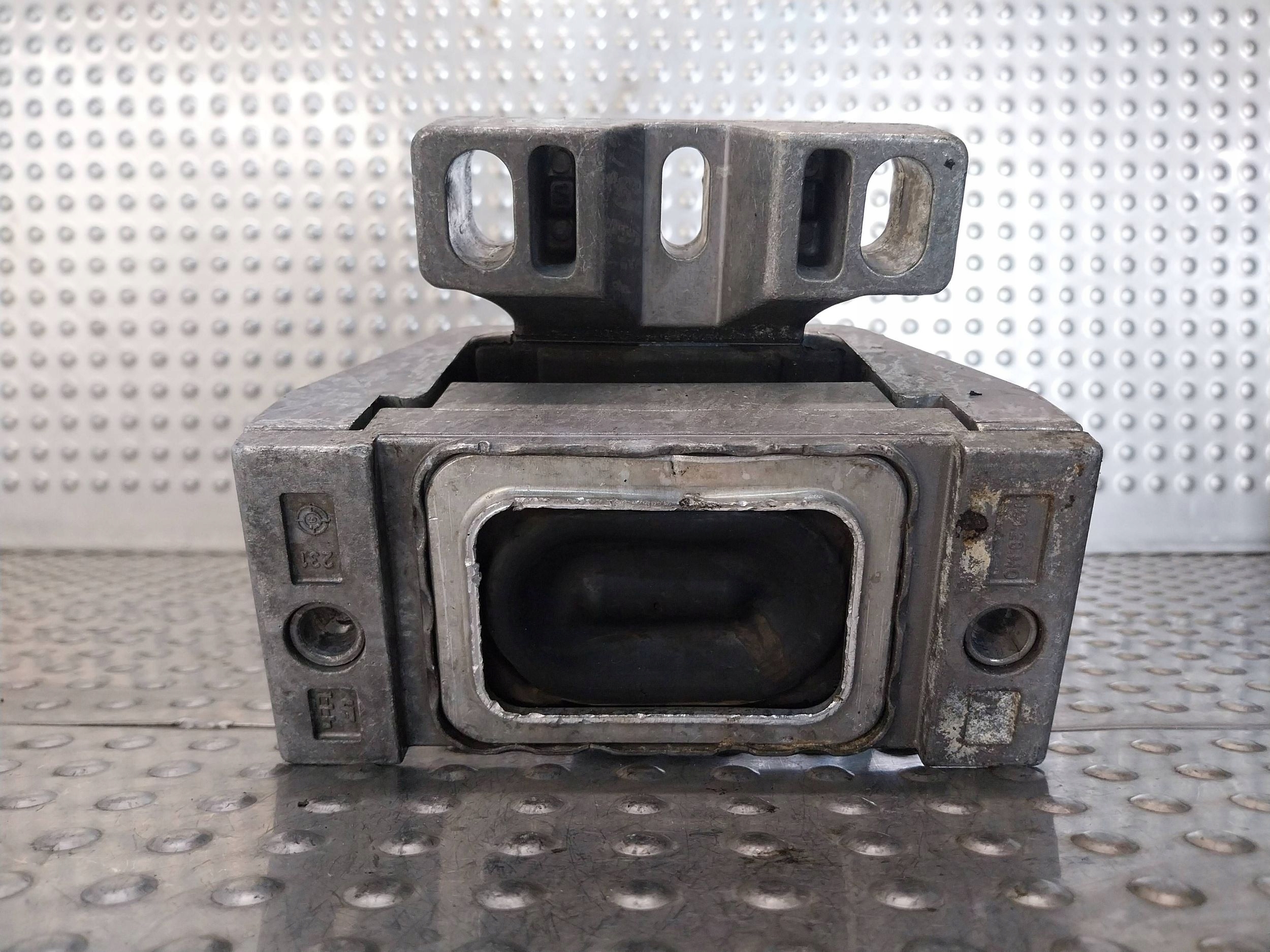 holder gearbox mount 8N0199555C AUDI A3 S3 8L TT 8N