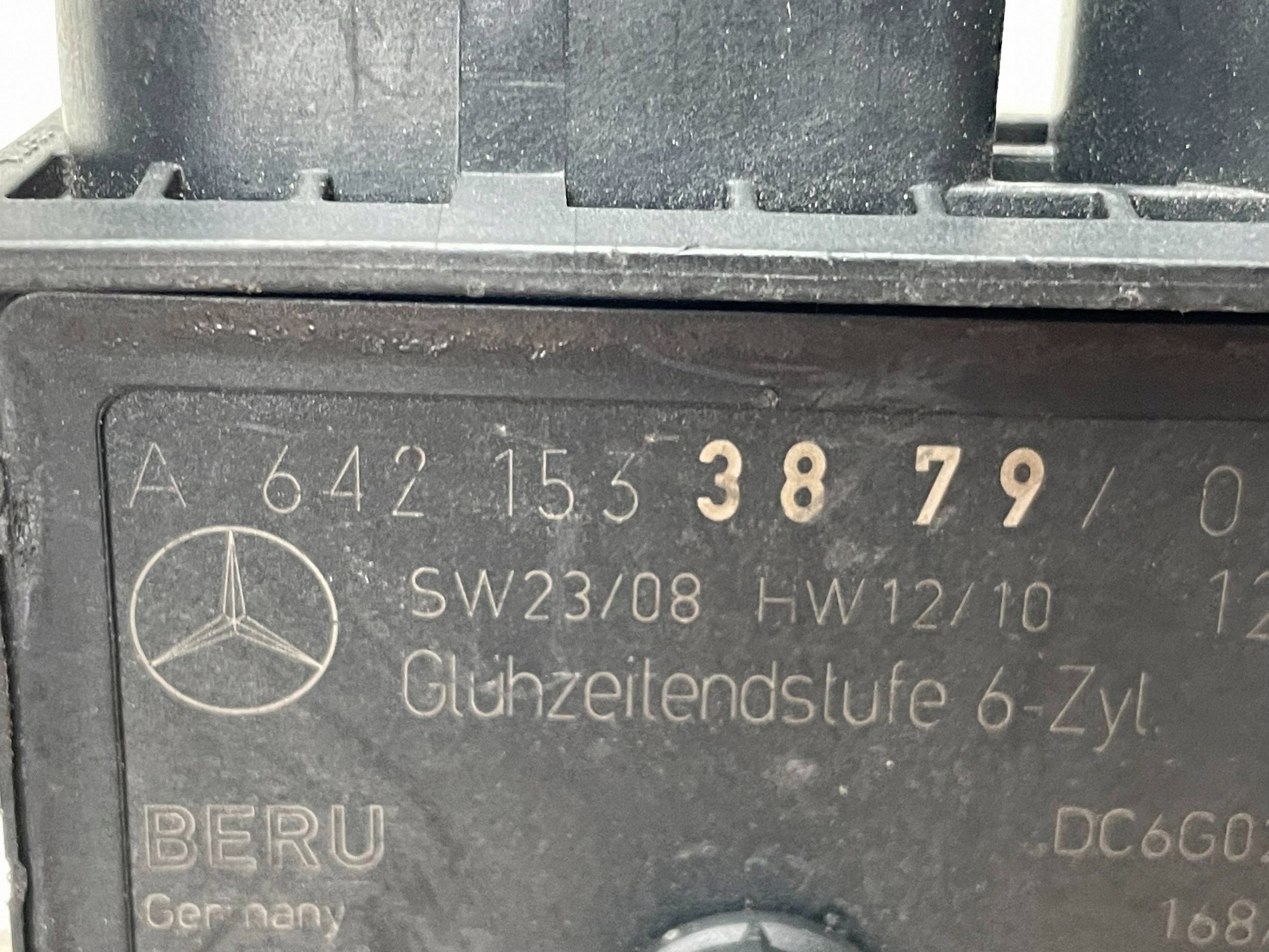 control unit plugs zarowych Mercedes-Benz A6421533879 !J