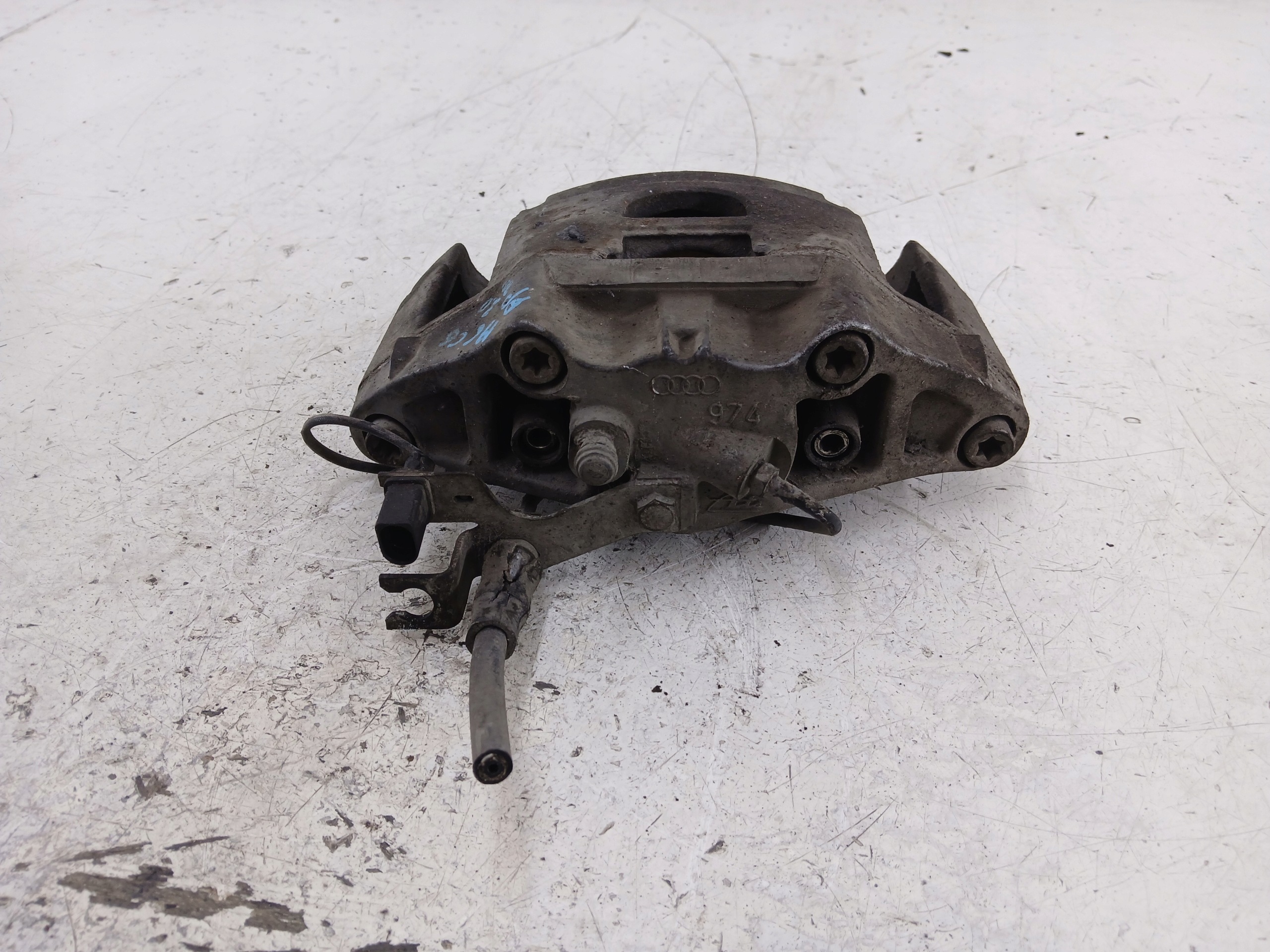 AUDI A6 C6 3.0 TDI caliper brake right front