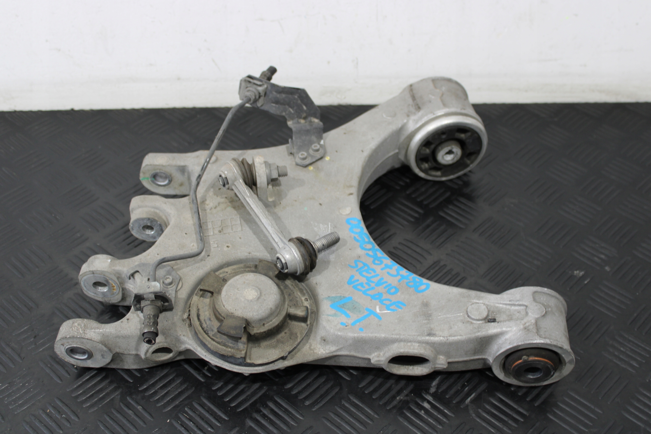 QUERLENKER LINKS HECK STELVIO VELOCE 00505673780