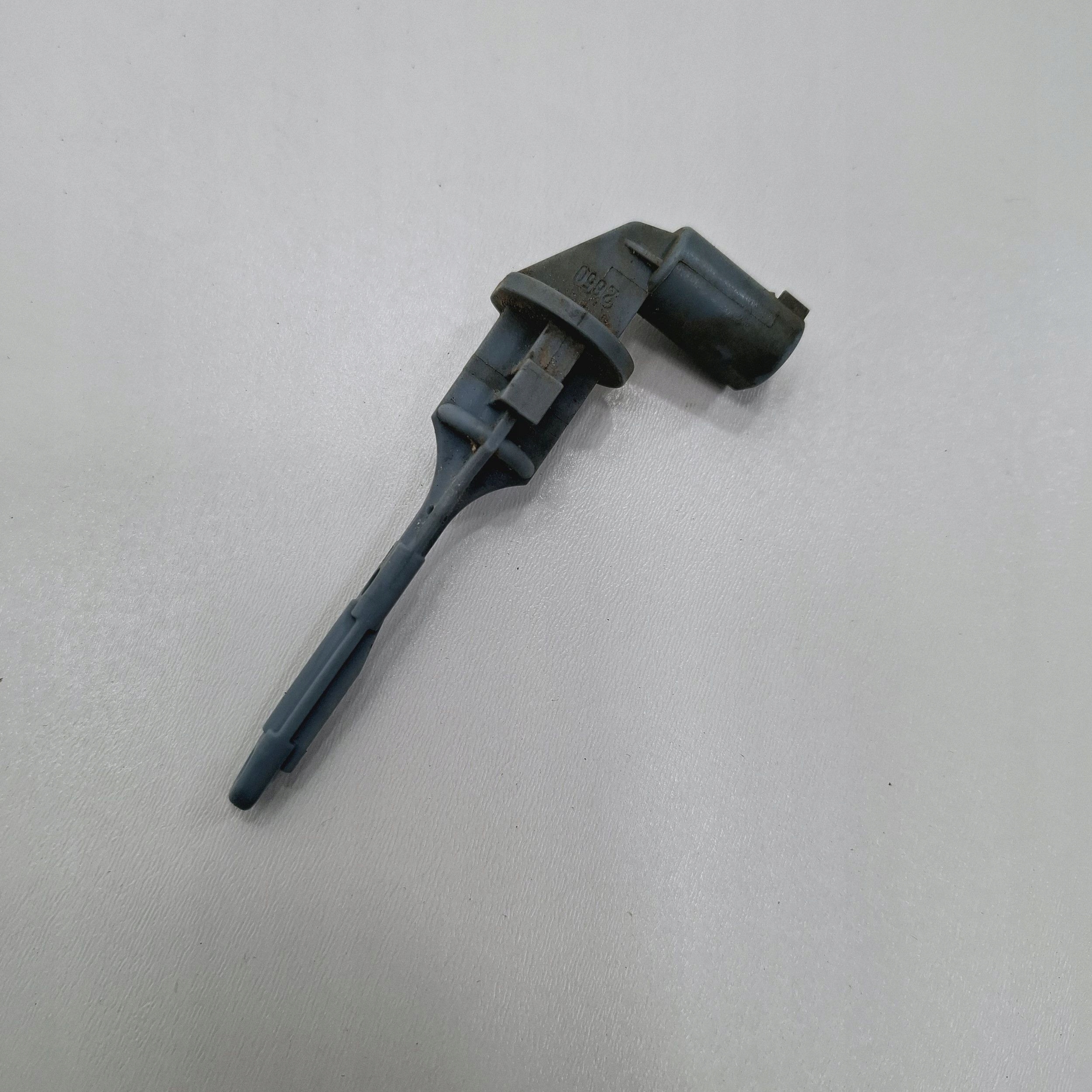 2010 Mini Cooper Countryman R60 Czujnik poziomu płynu do spryskiwaczy