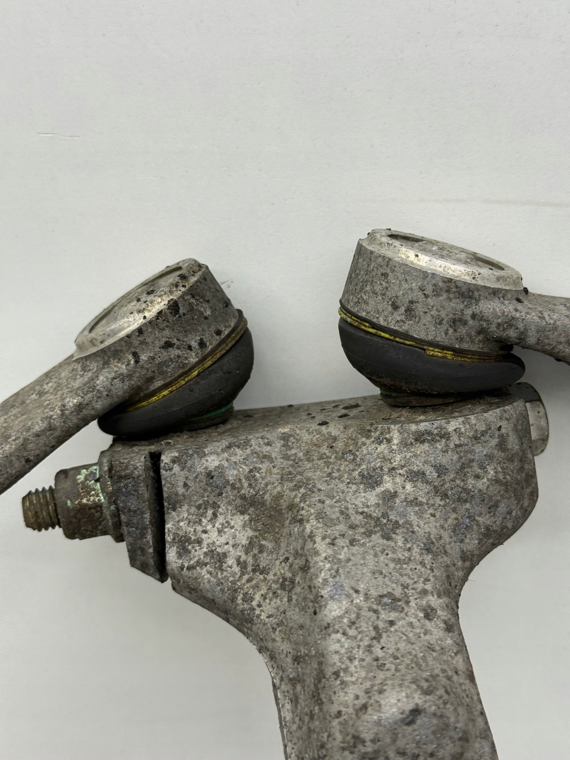 AUDI A6 A7 C7 swing right front arm of the arm complete