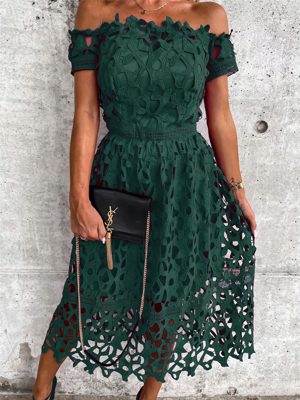 Sukienka damska koronkowa Richelieu Rozm.40 Fason trapezowa