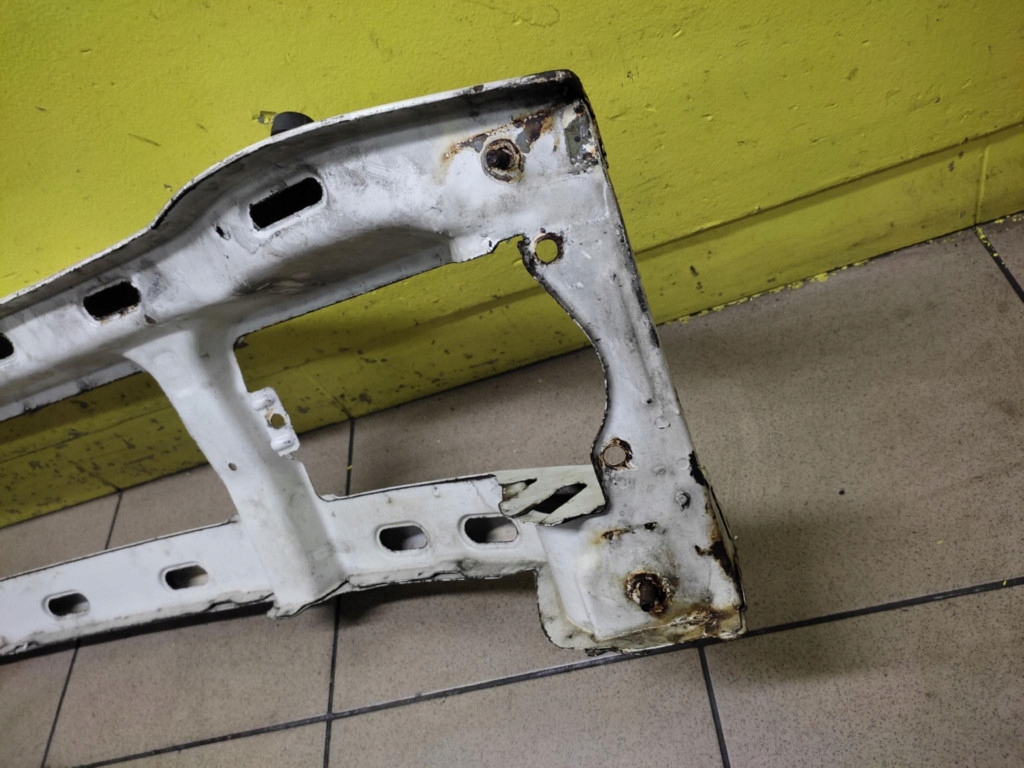 IVECO DAILY II support panel for radiators pillar