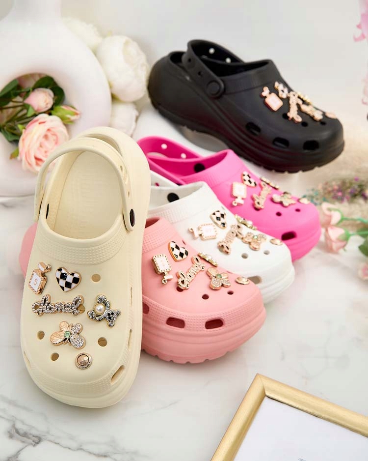 RÓŻOWE AŻUROWE KLAPKI DAMSKIE PERKA 36/37 Marka Royalfashion