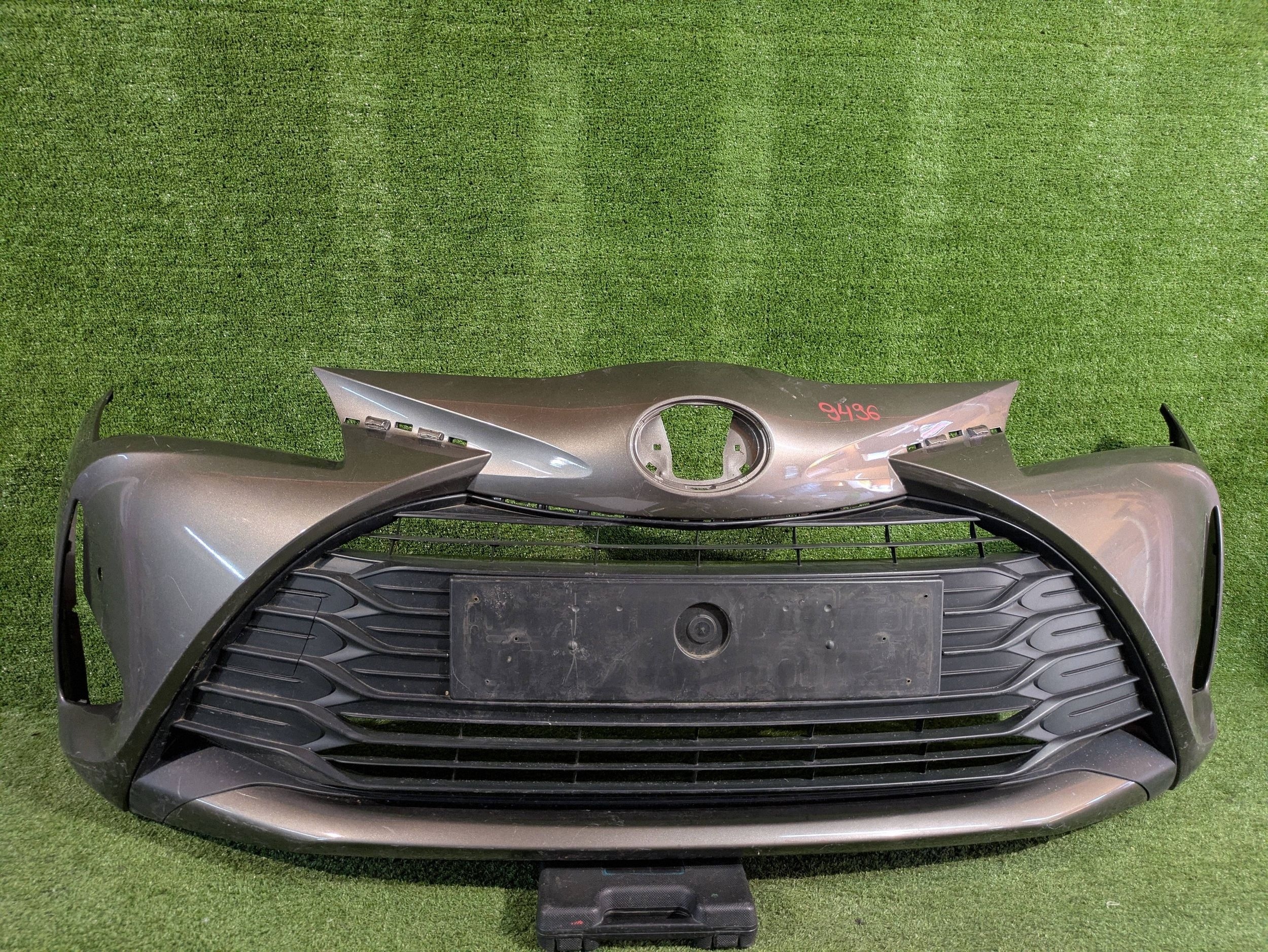 front bumper front TOYOTA YARIS III LIFT 17- NR.Z9496