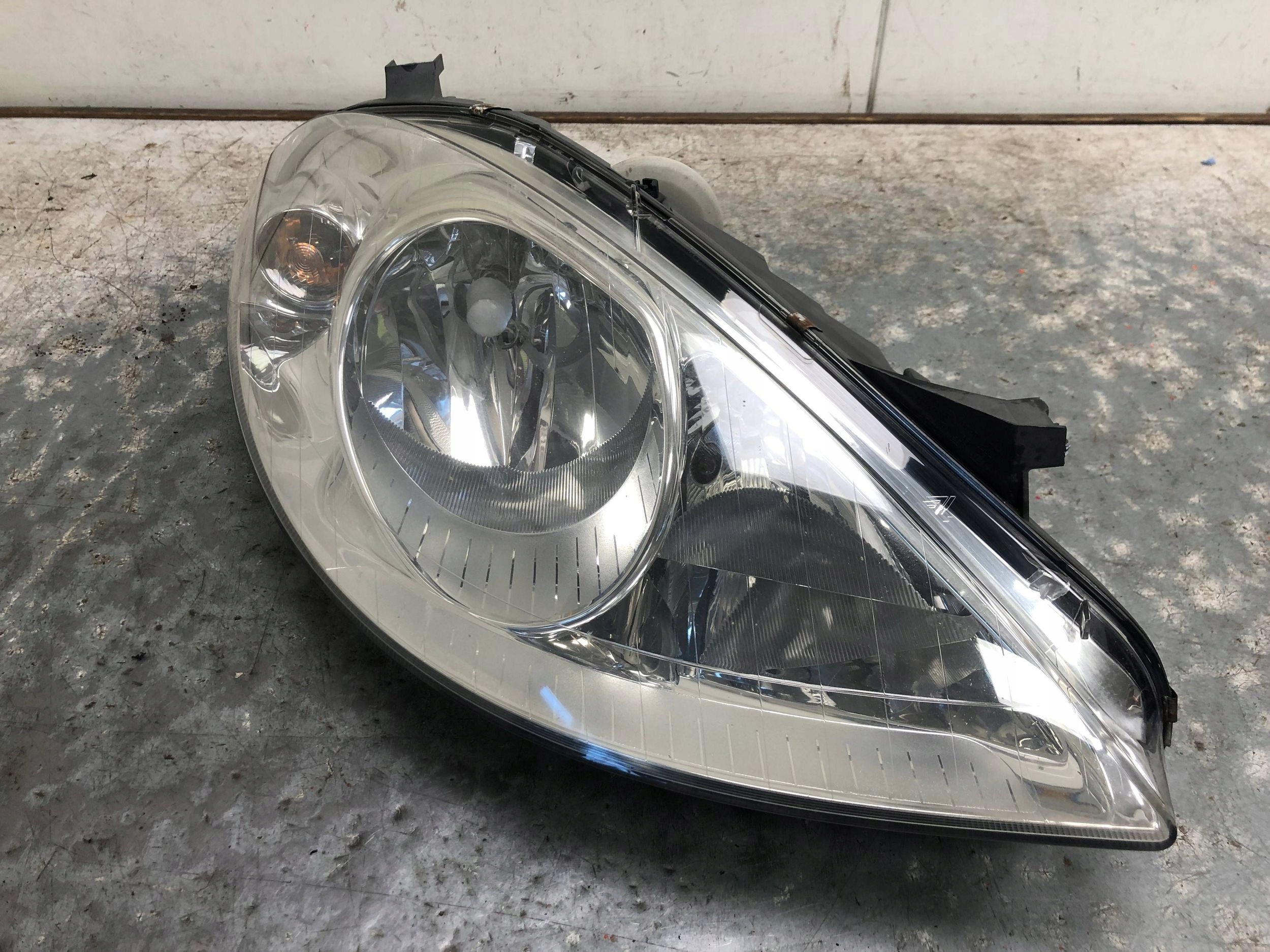 light right front MERCEDES W169 A1698200261