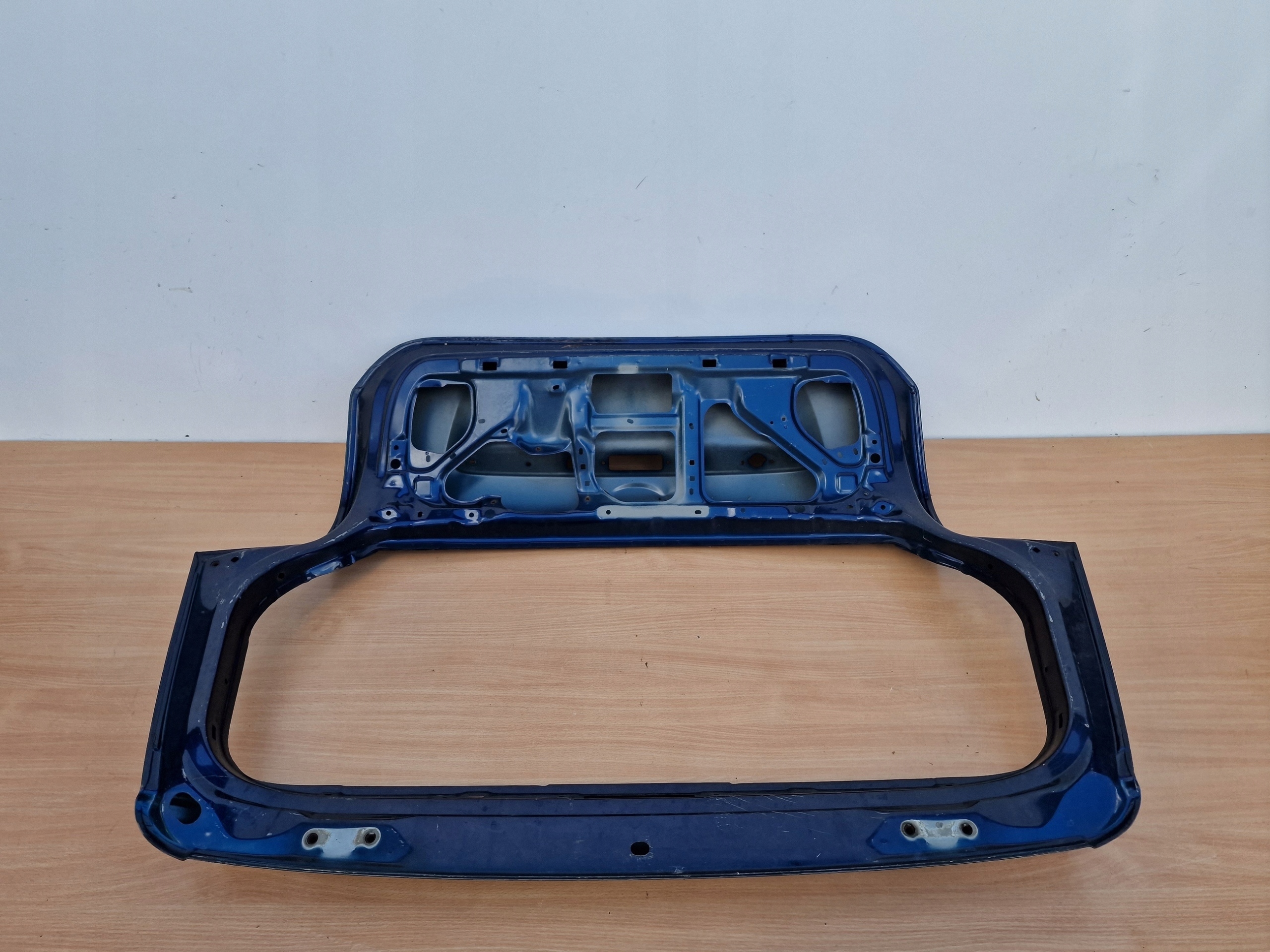 TOYOTA COROLLA E12 HB trunk door boot cover OE