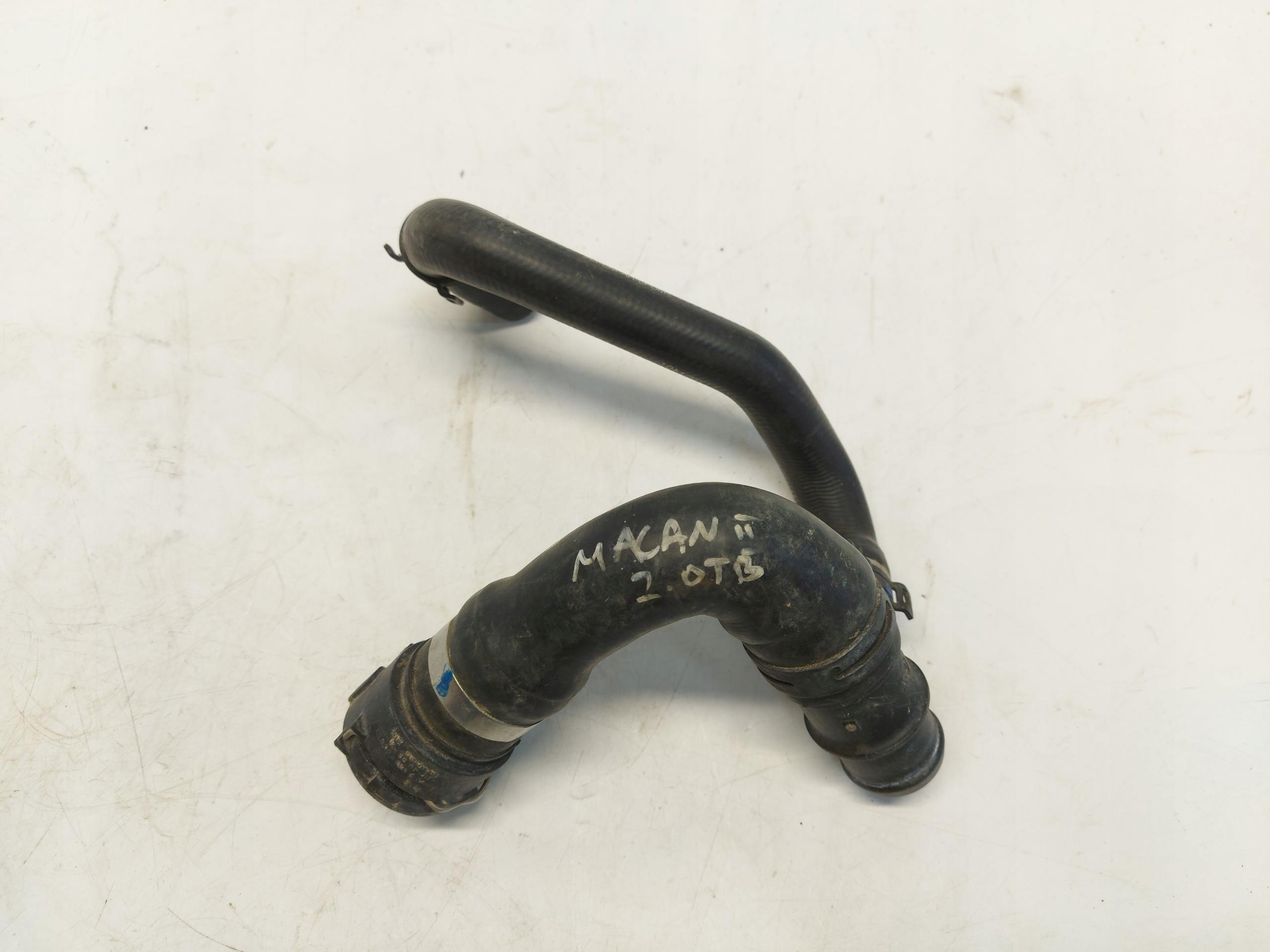 Porsche Macan II LIFT prijenos cijev vode 95B121056E