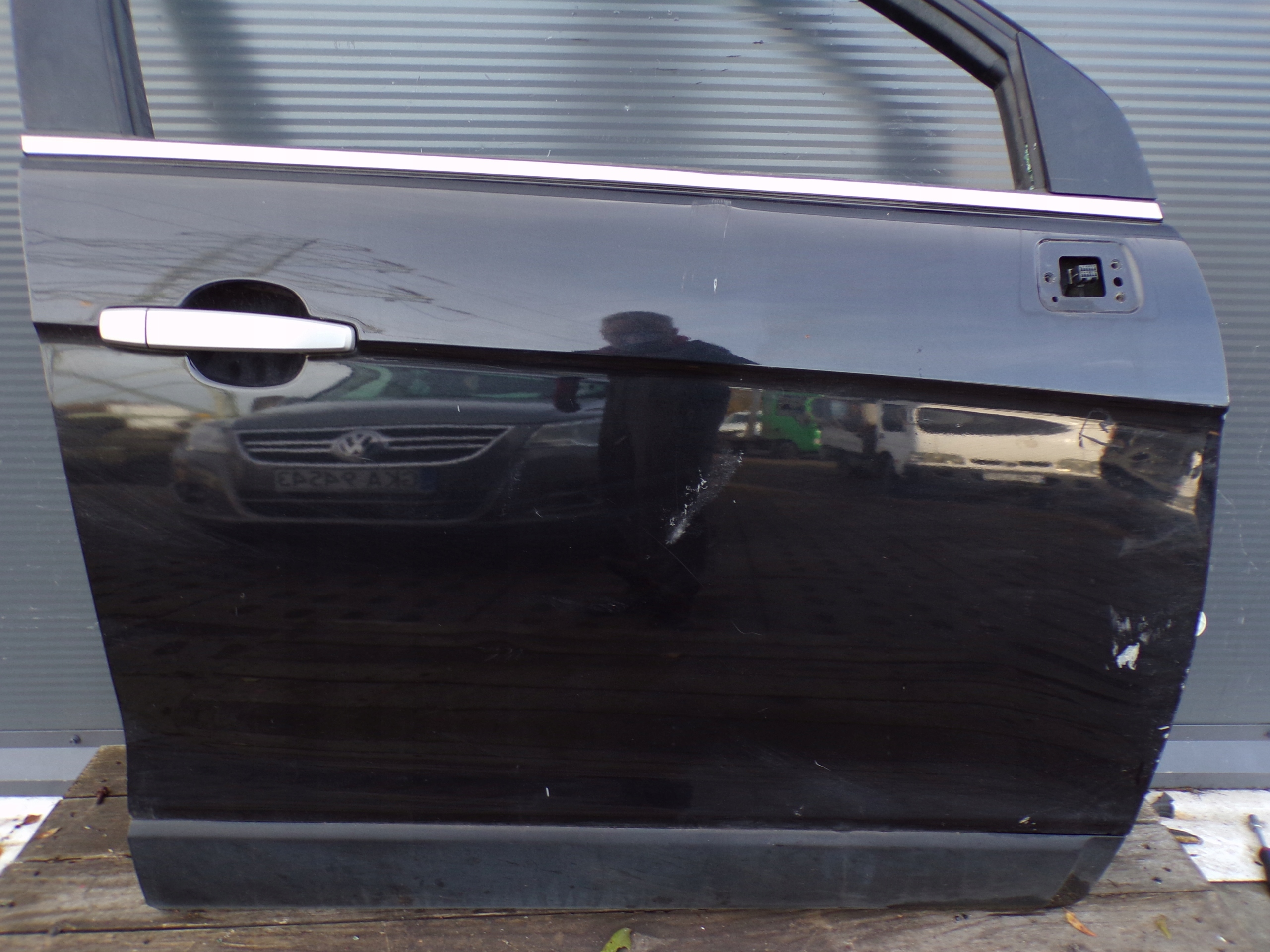 door right front CHEVROLET CAPTIVA colour LE5