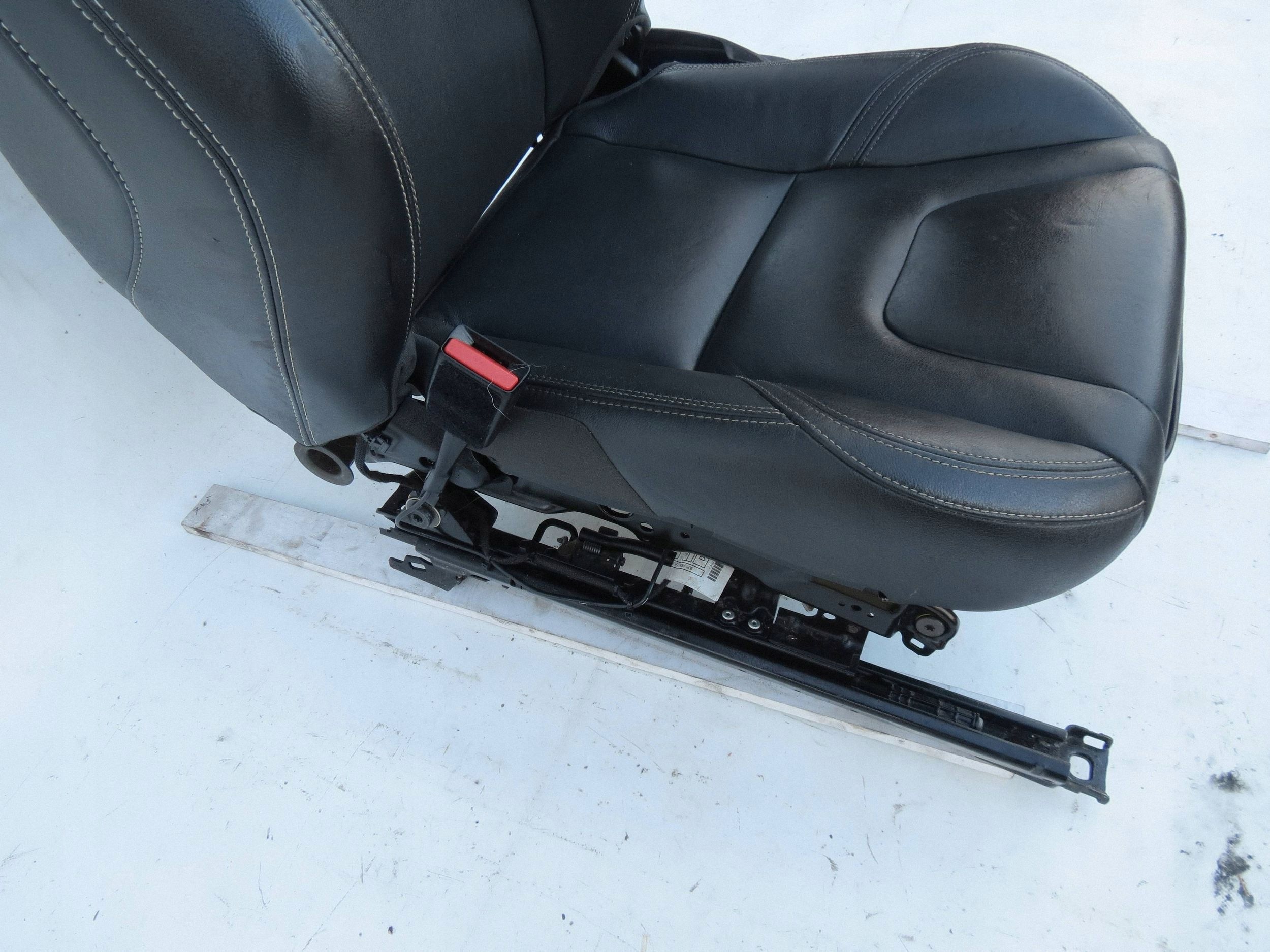 Siège Chauffeurs VOLVO V60 S60 3267374 31379425