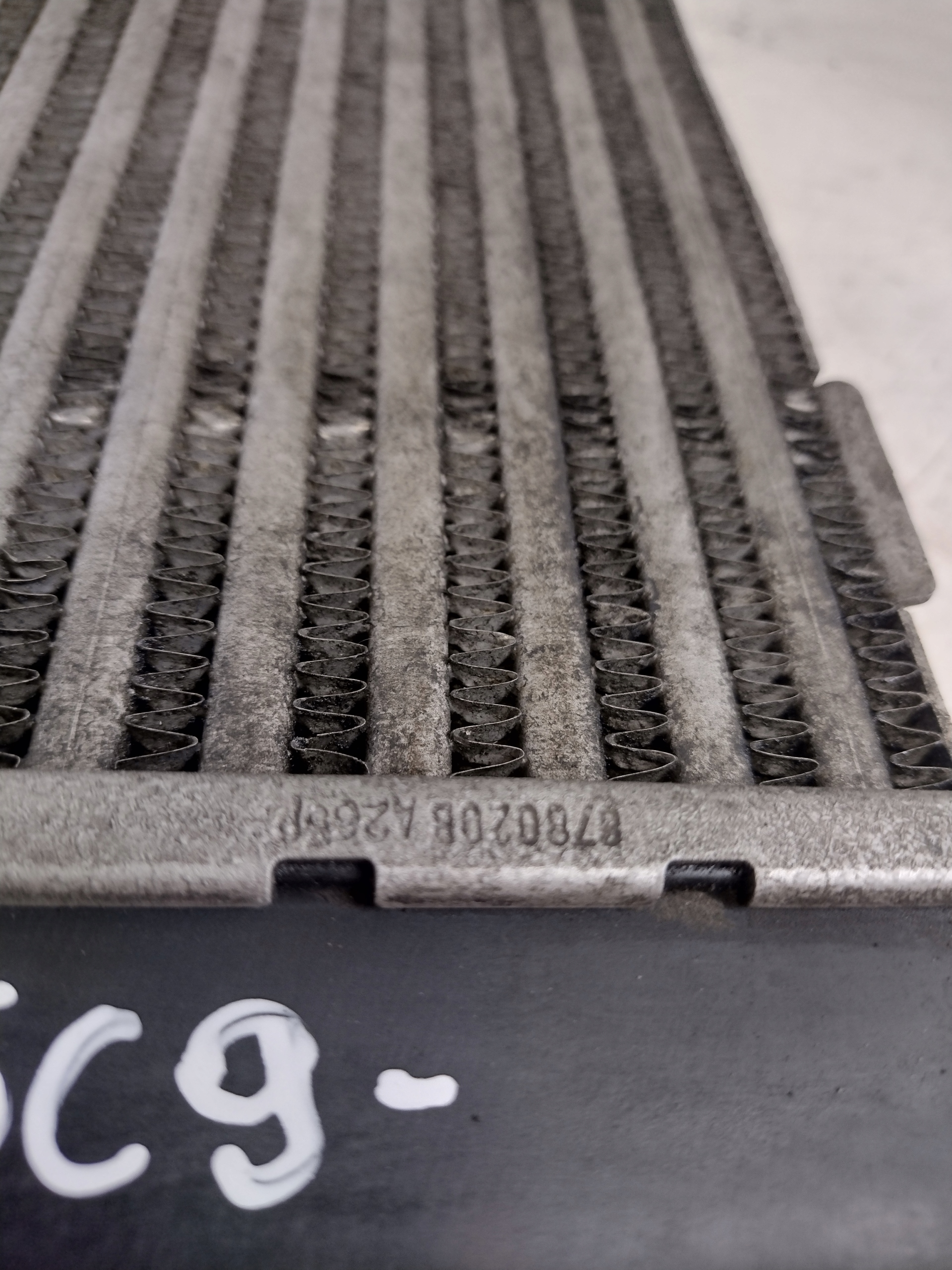 Intercooler Chrysler Voyager IV 2,8 CRD 150 KM 05142489AA
