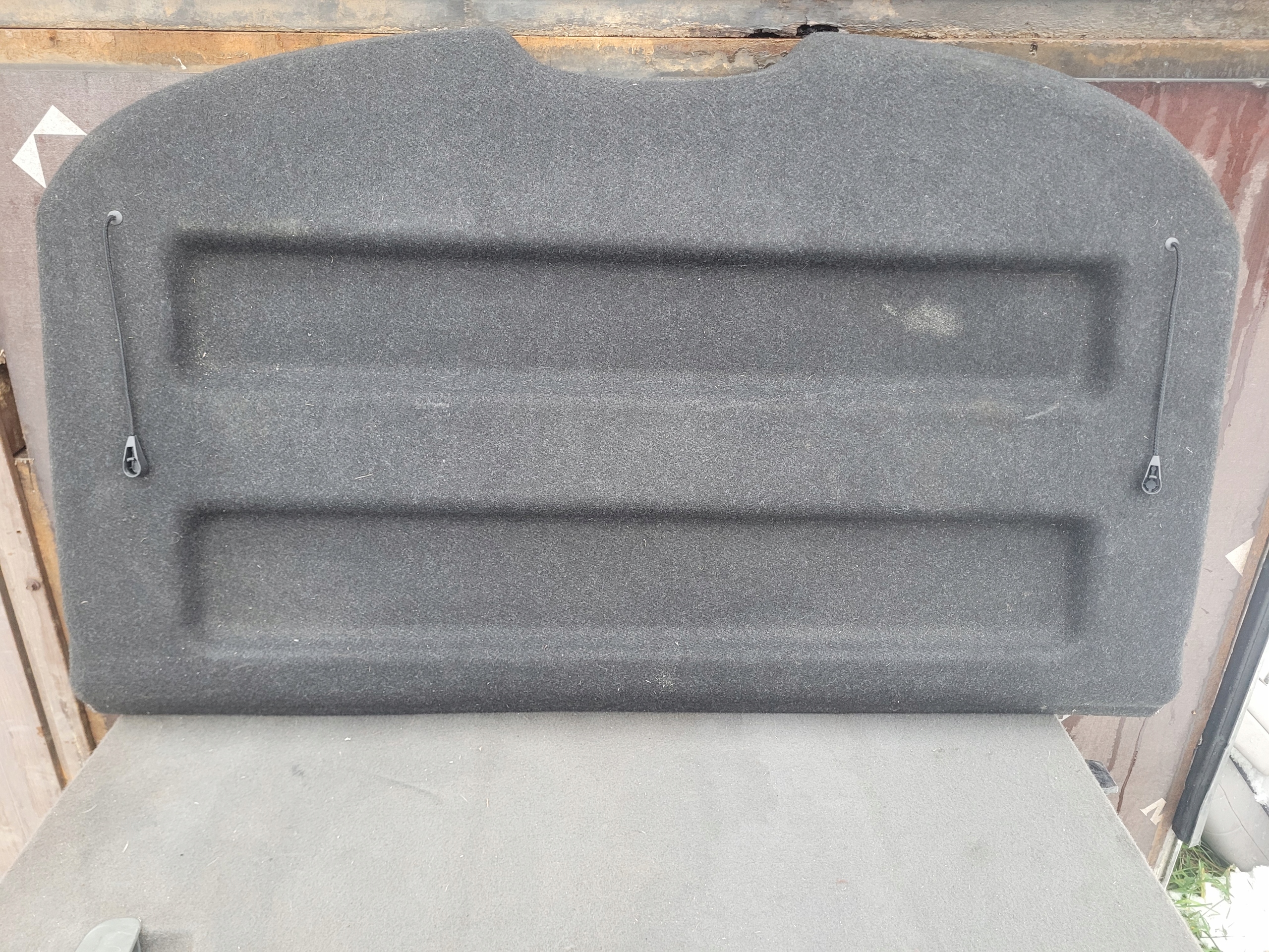 J10 - ПОЛКА БАГАЖНИКА NISSAN QASHQAI 07-ORGINAL