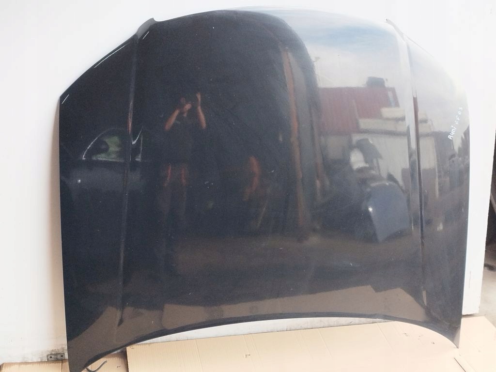 Audi A8 D3 bonnet