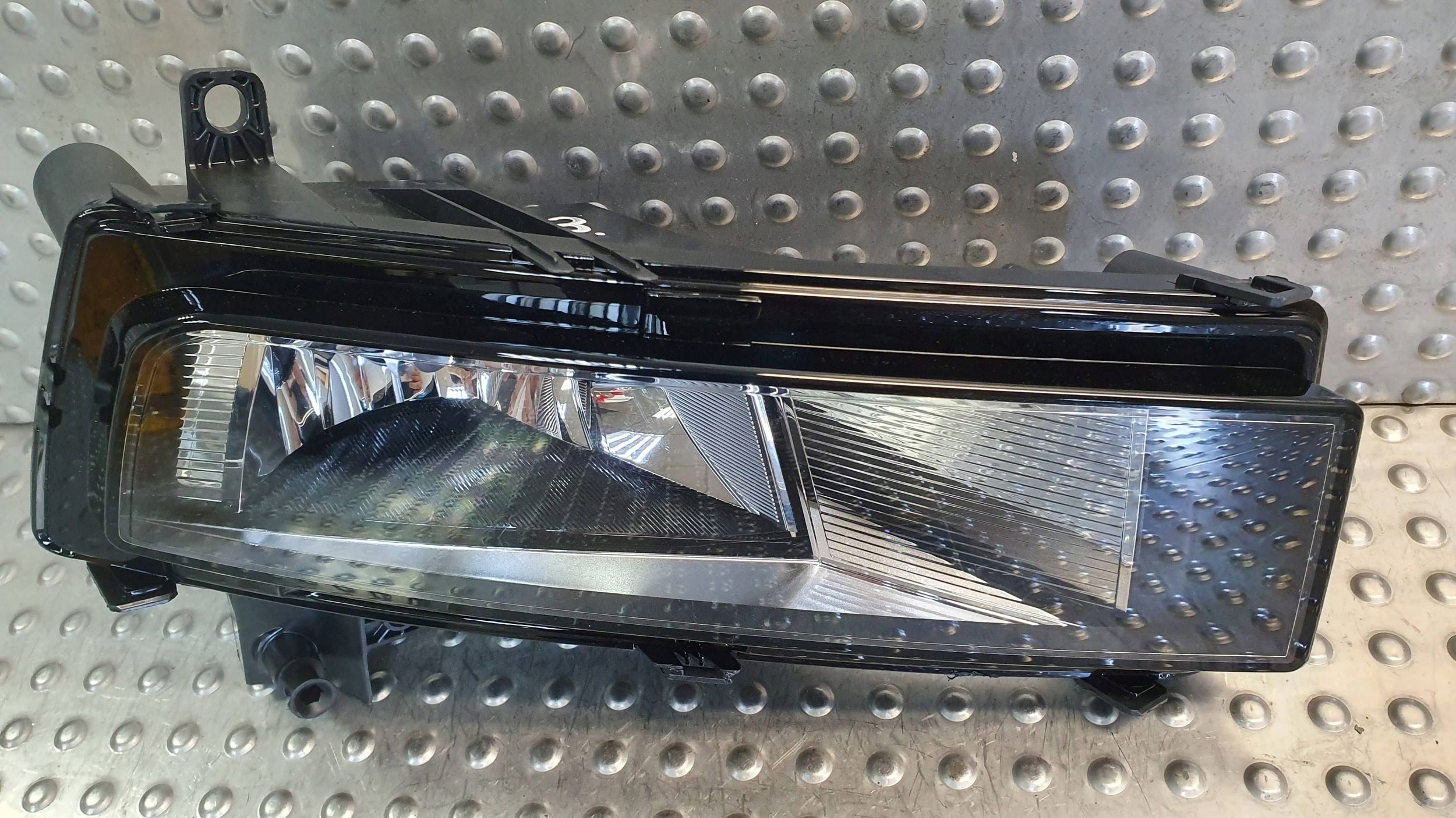Nebelscheinwerfer rechts VW TOURAN II 2 15- 5TA941661