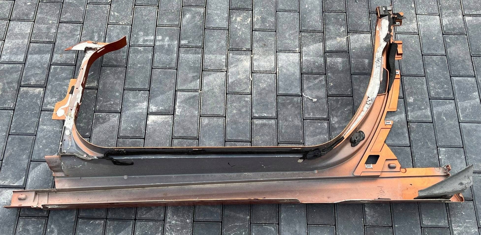 cap threshold threshold right cover of the threshold Chevrolet Corvette C6 2005-2013