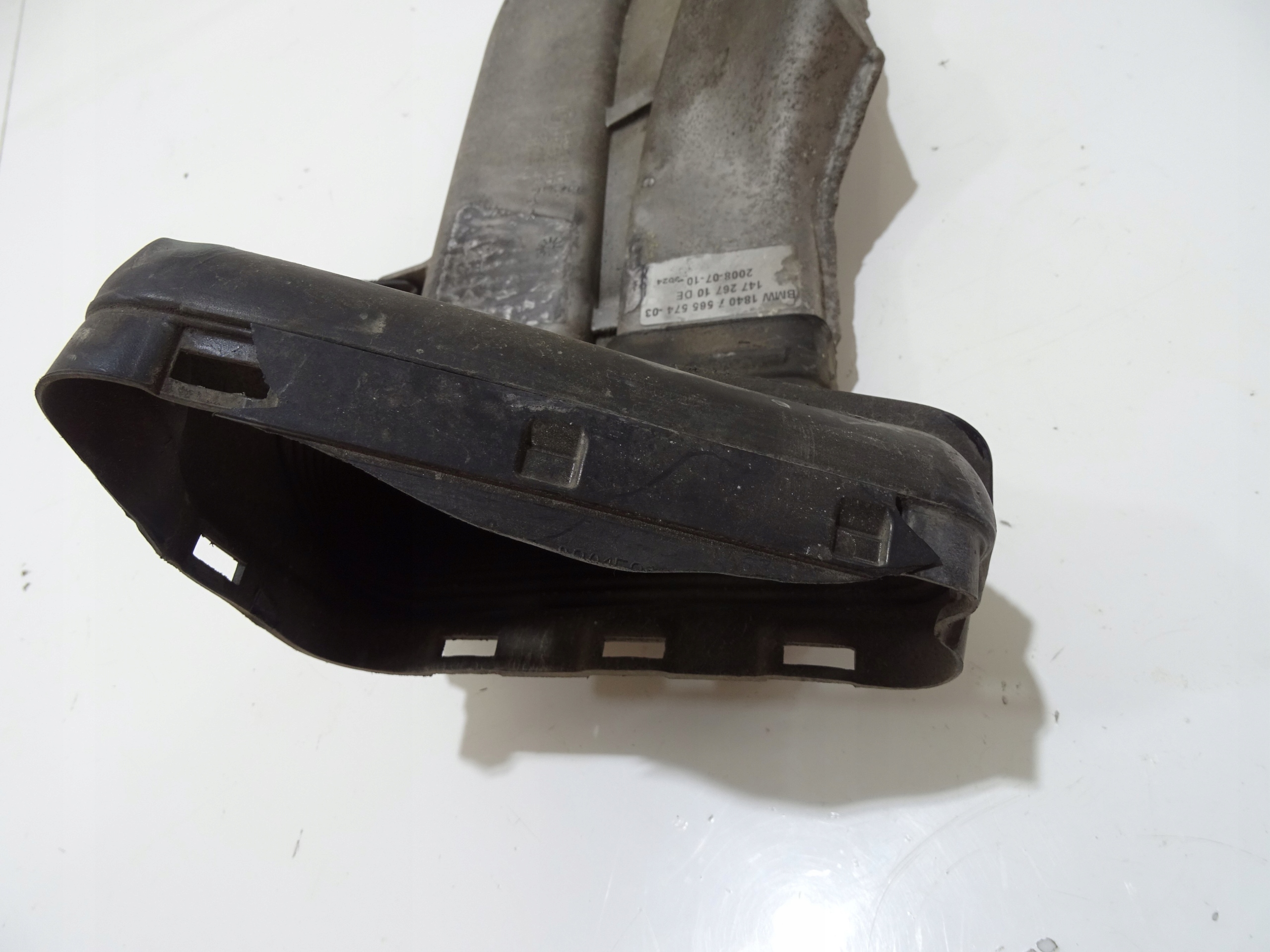 air hose BMW E60 E61 N53B30A OE 7565574 (4642903)