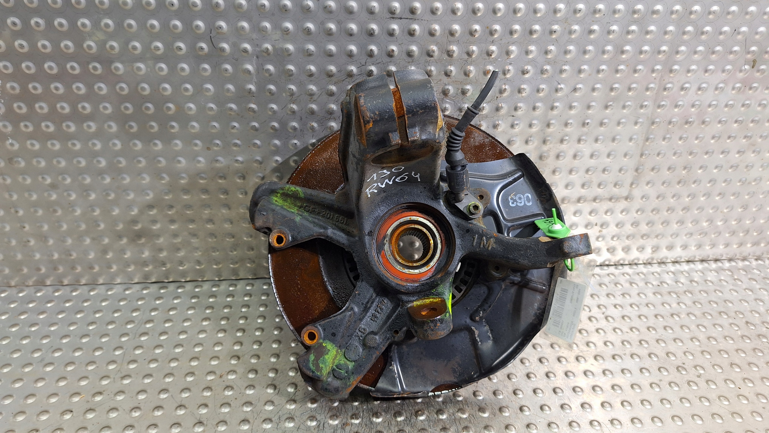 Mozzo FUSELLO Destra Anteriore 1J0407256M VW GOLF IV A3 8L OCTAVIA e LEON e 1.8B
