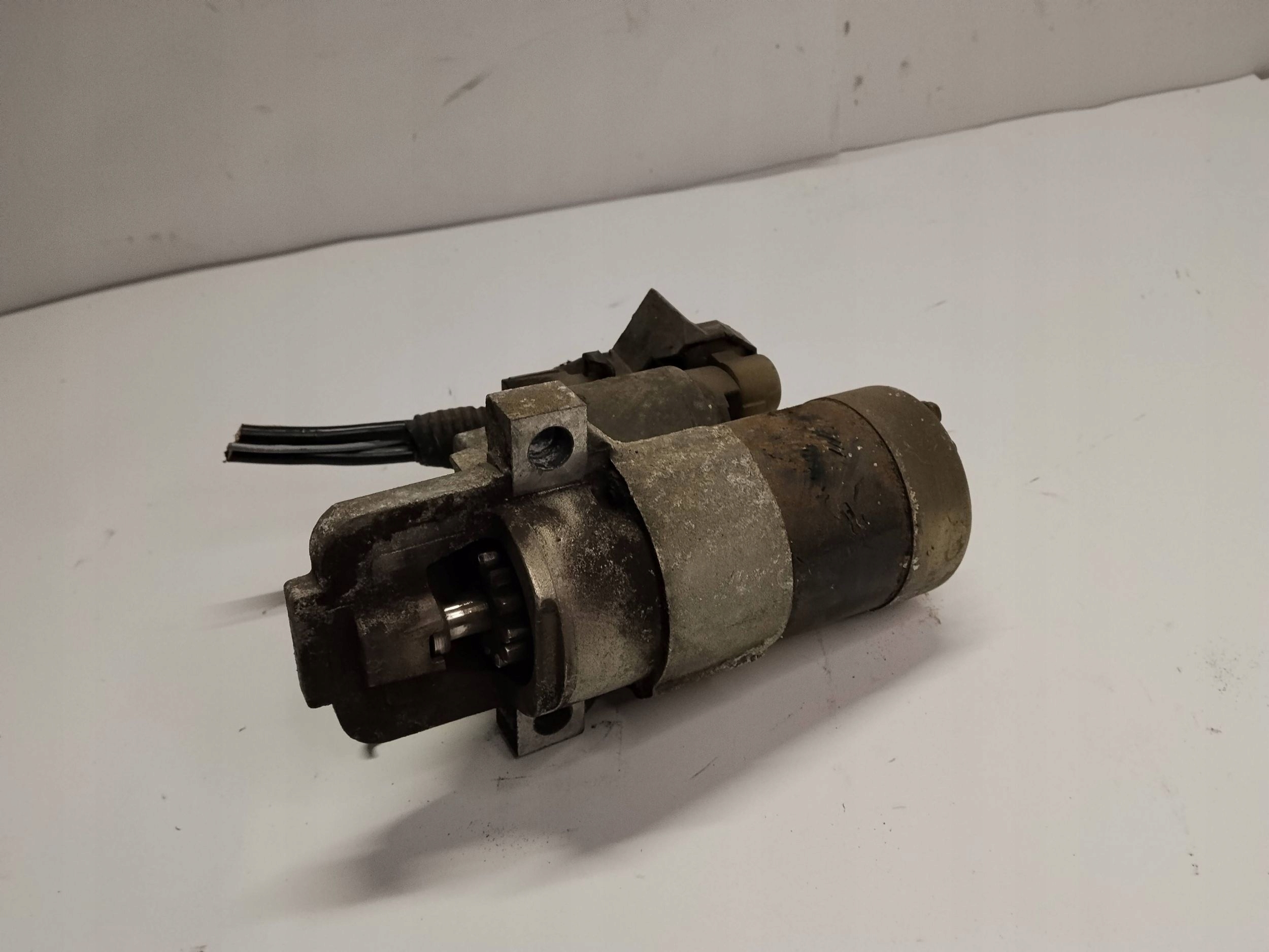 starter Mazda 6 2.0 16V M000T90981
