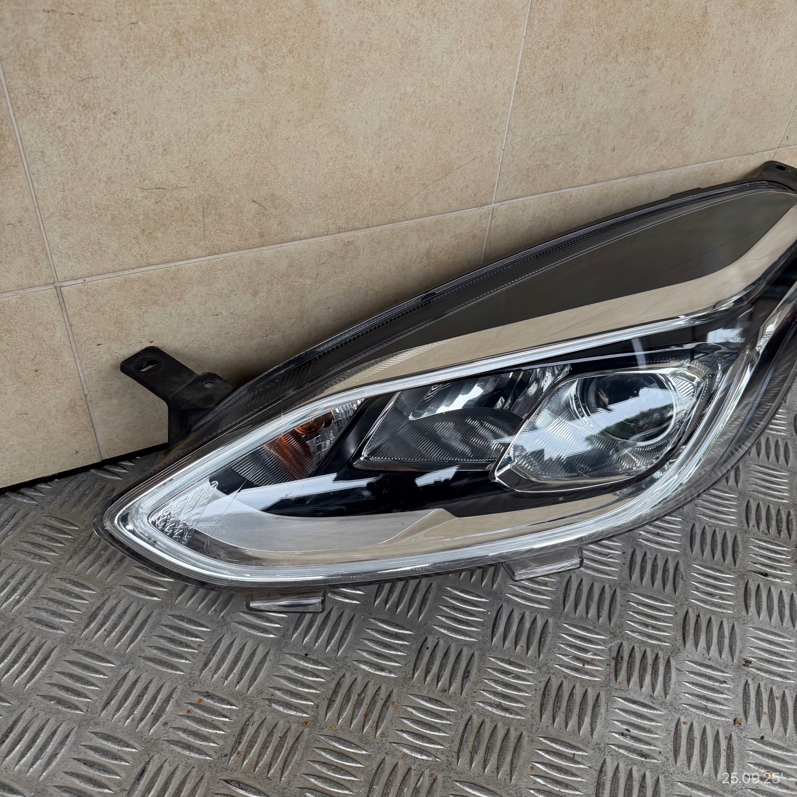 light left right lights front KOMPLET FORD FIESTA MK8 ST-LINE