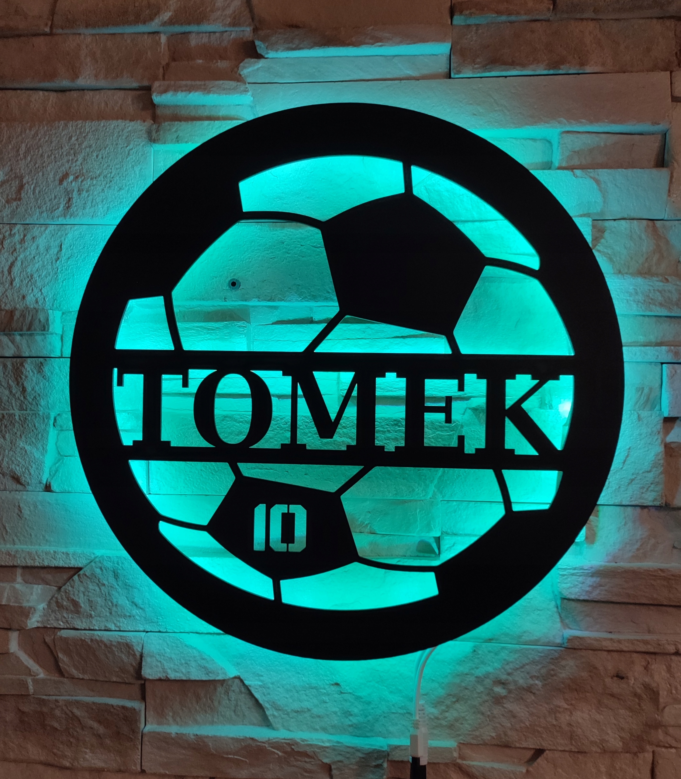 Lampka nocna LED PIŁKARZ Imię + numer Piłka Nożna LED pilot wielokolorowy Marka bez marki