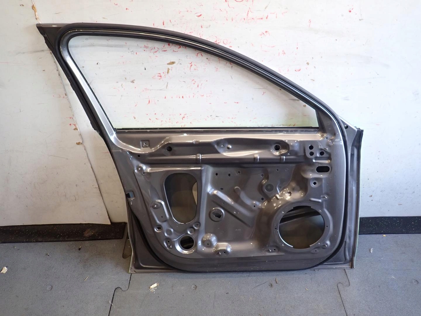 door front front left AUDI A4 B9 LIFT 2019- 8W