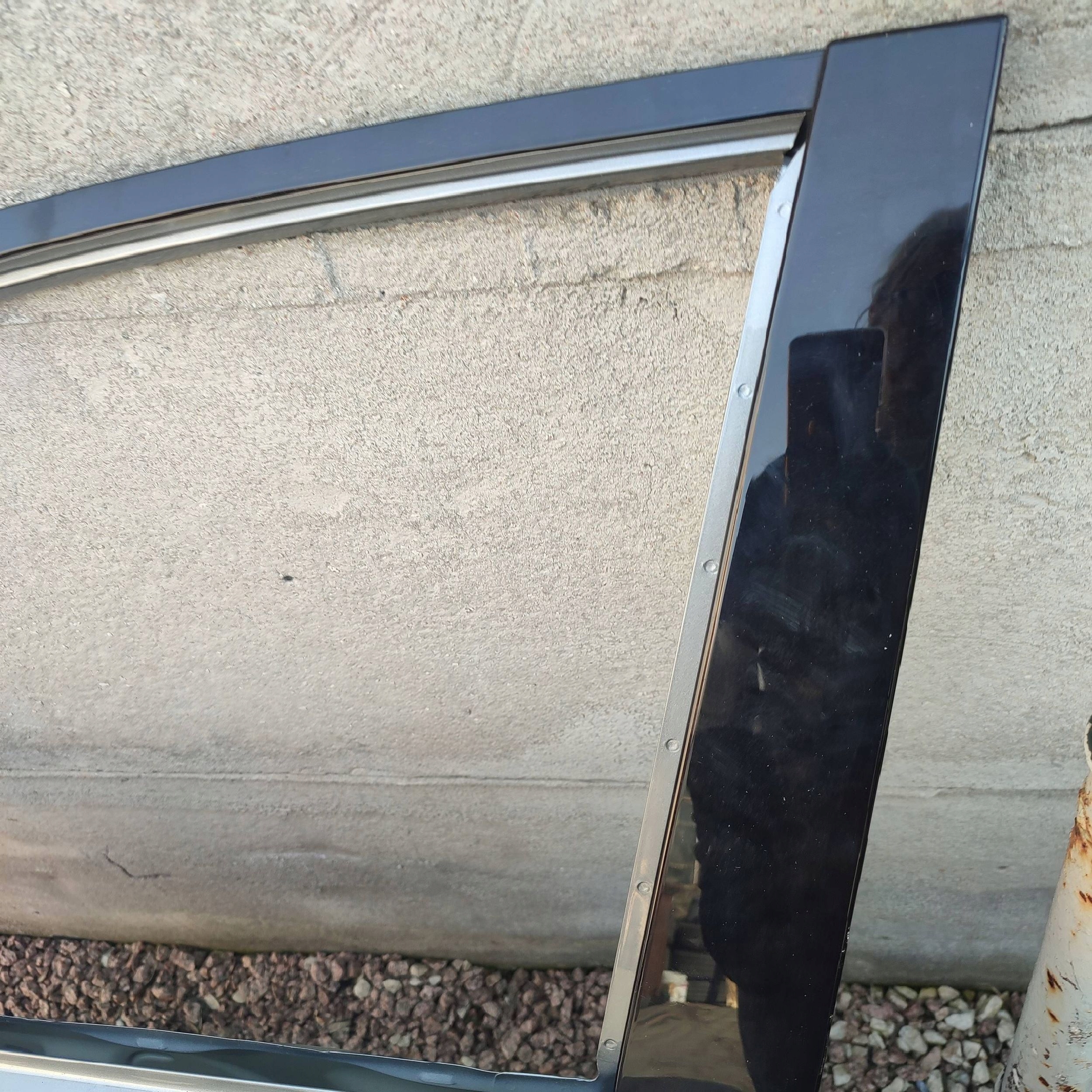 door front front side left Suzuki Vitara (LY) LP170