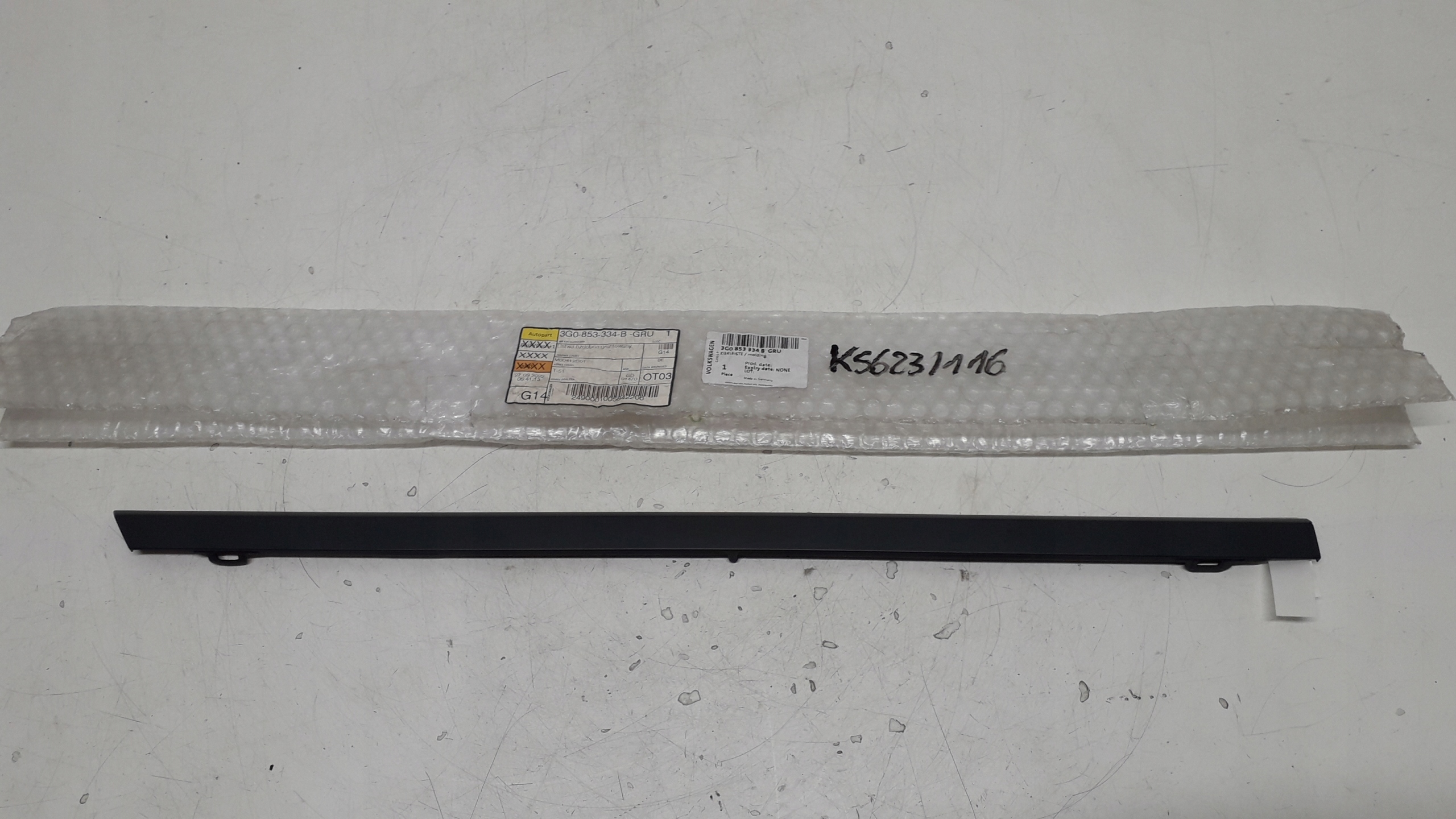 VW PASSAT B8 14- LISTWA PRAWY TYŁ 3G0853334B NOWA