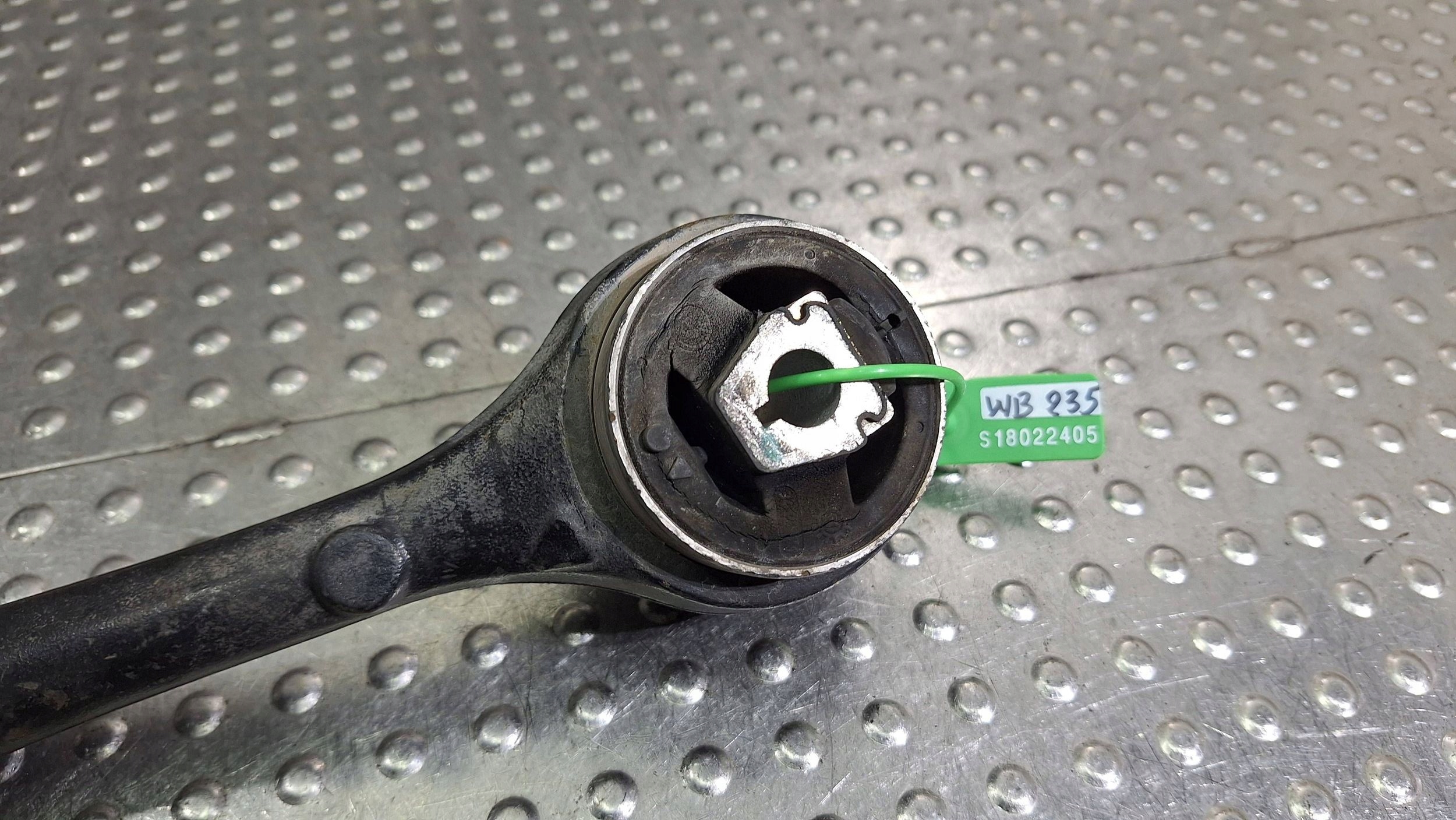 arm left front 3443129 BMW X3 E83