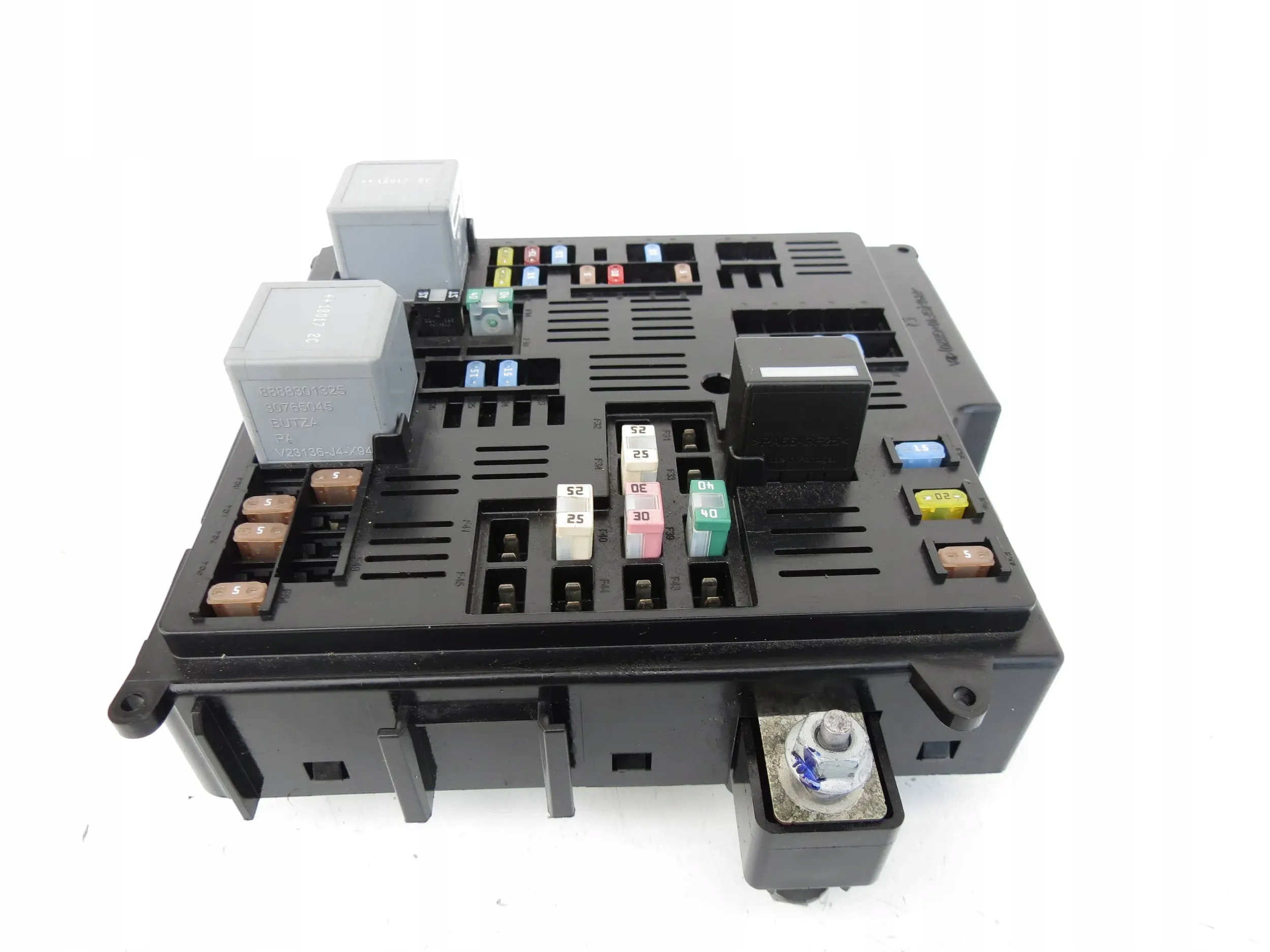 SKRZYNKA BEZPIECZNIKÓW 31473772 VOLVO XC60 II S60 III V60 II S90 V90 Numer katalogowy oryginału 31473772