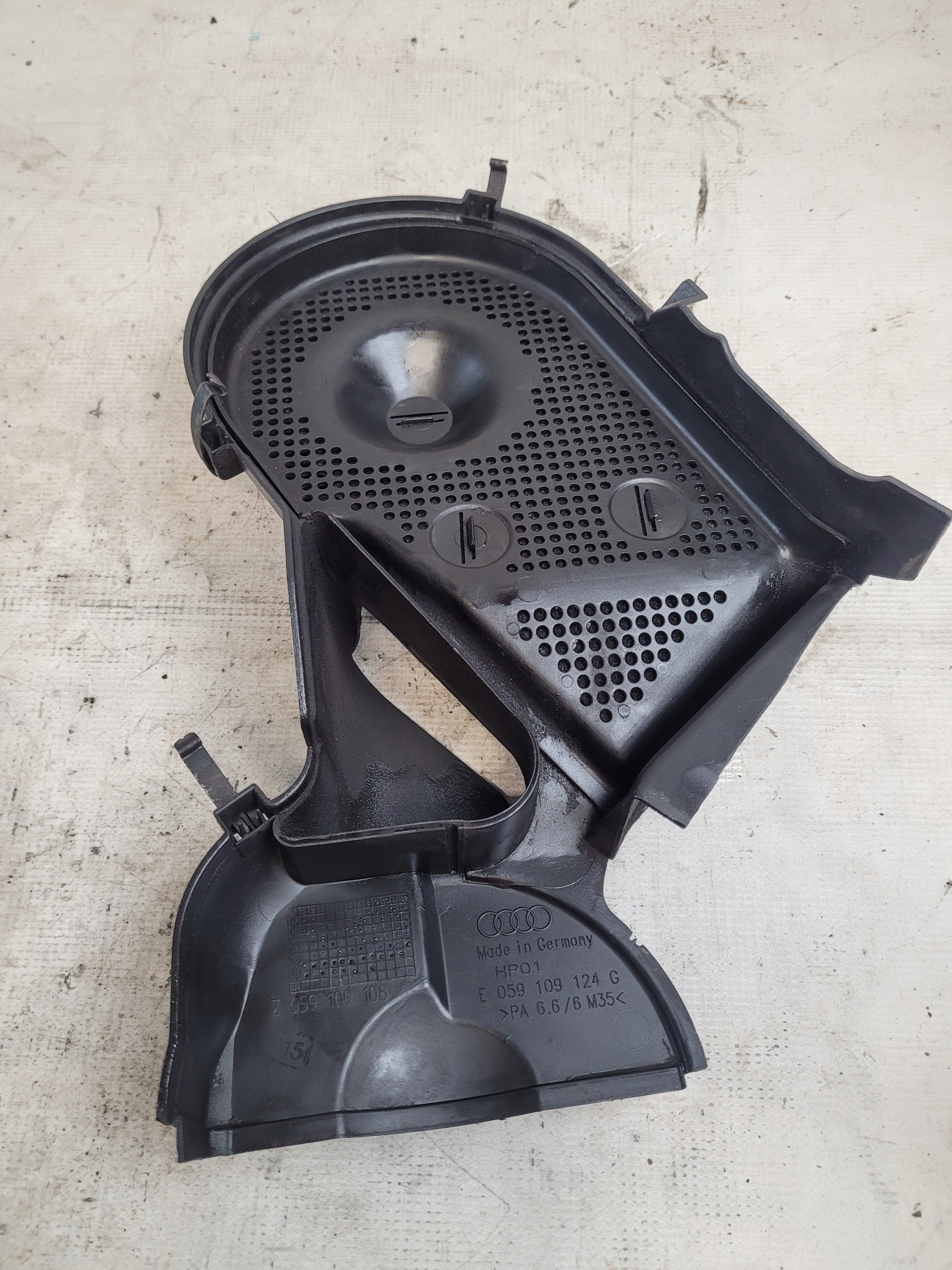 obal kryt rozvodu OE 059109124G AUDI A6 C5 2.5 TDI 00r.
