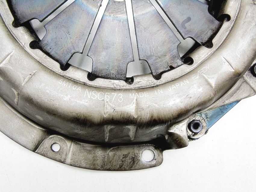 de pression Embrayage Nissan Almera N16 1,8 Essence