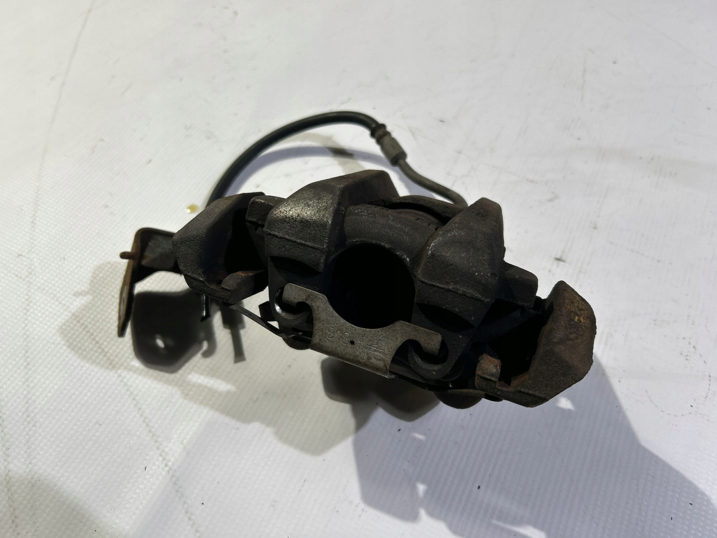caliper wiring brake rear part rear right Dodge Durango 2014