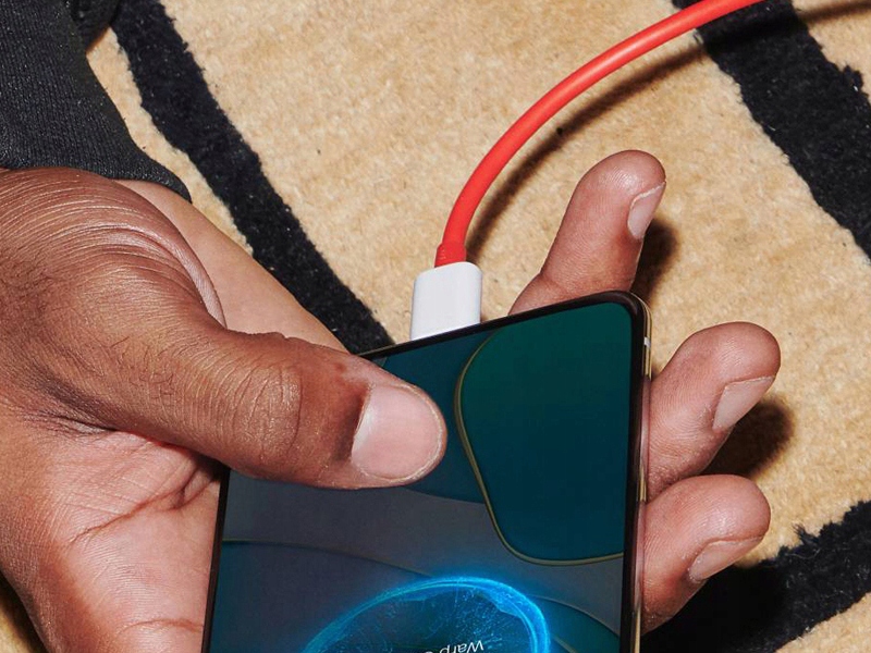 ORYGINLANA ŁADOWARKA SIECIOWA ONEPLUS WARP CHARGE 4A 20W + KABEL USB C 1,5m Złącza USB typ C USB