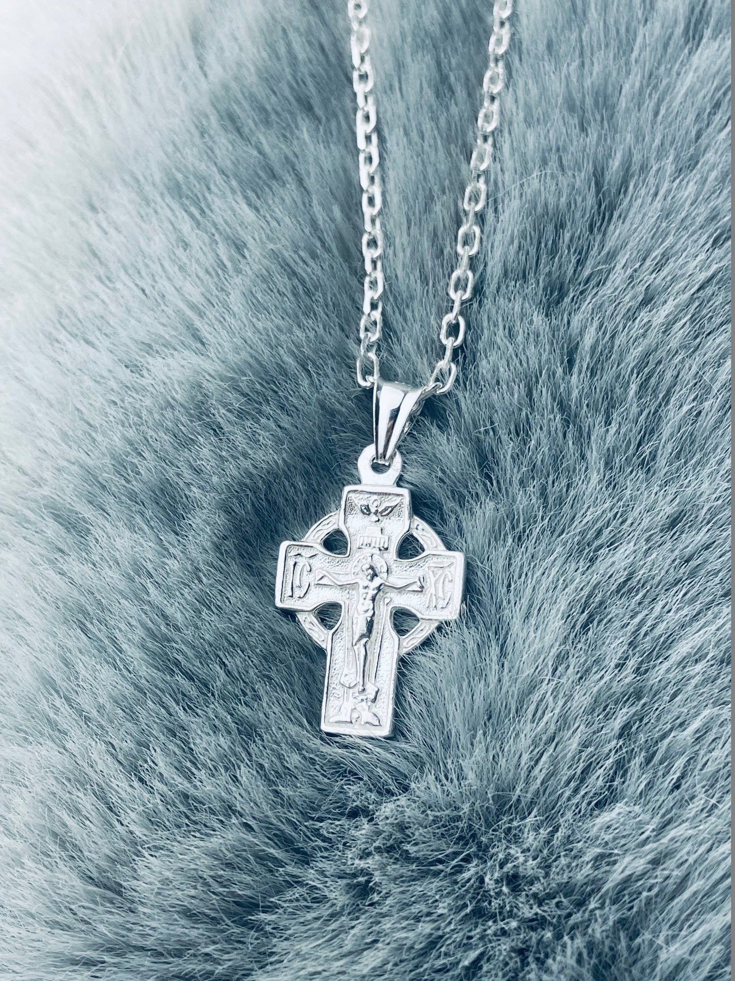 Stříbrný pravoslavný křížek Pán Ježíš Svaté Přijímání Křest