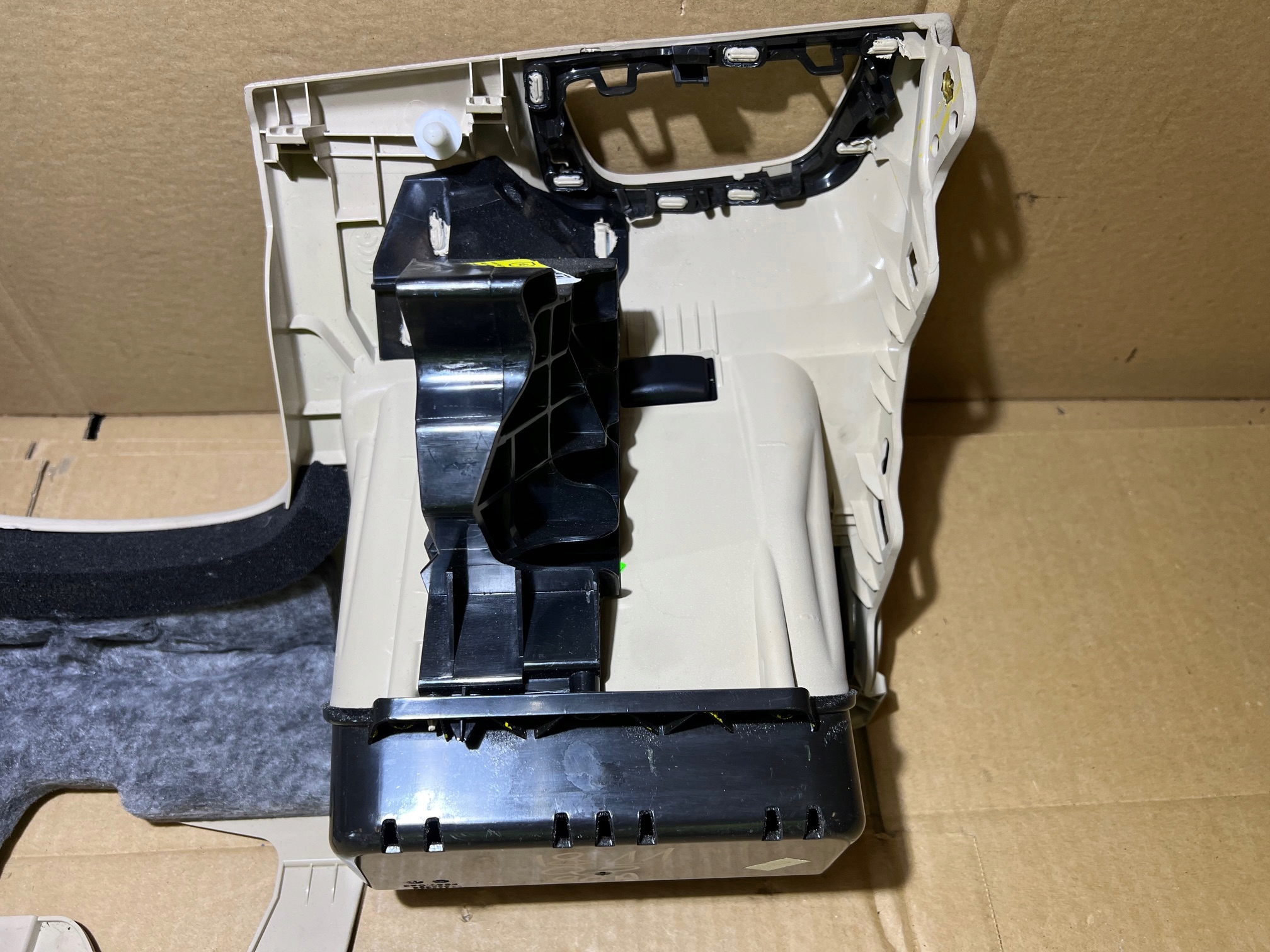 AUDI Q5 80A Blende Abdeckung unter Lenkrad 80B863075C
