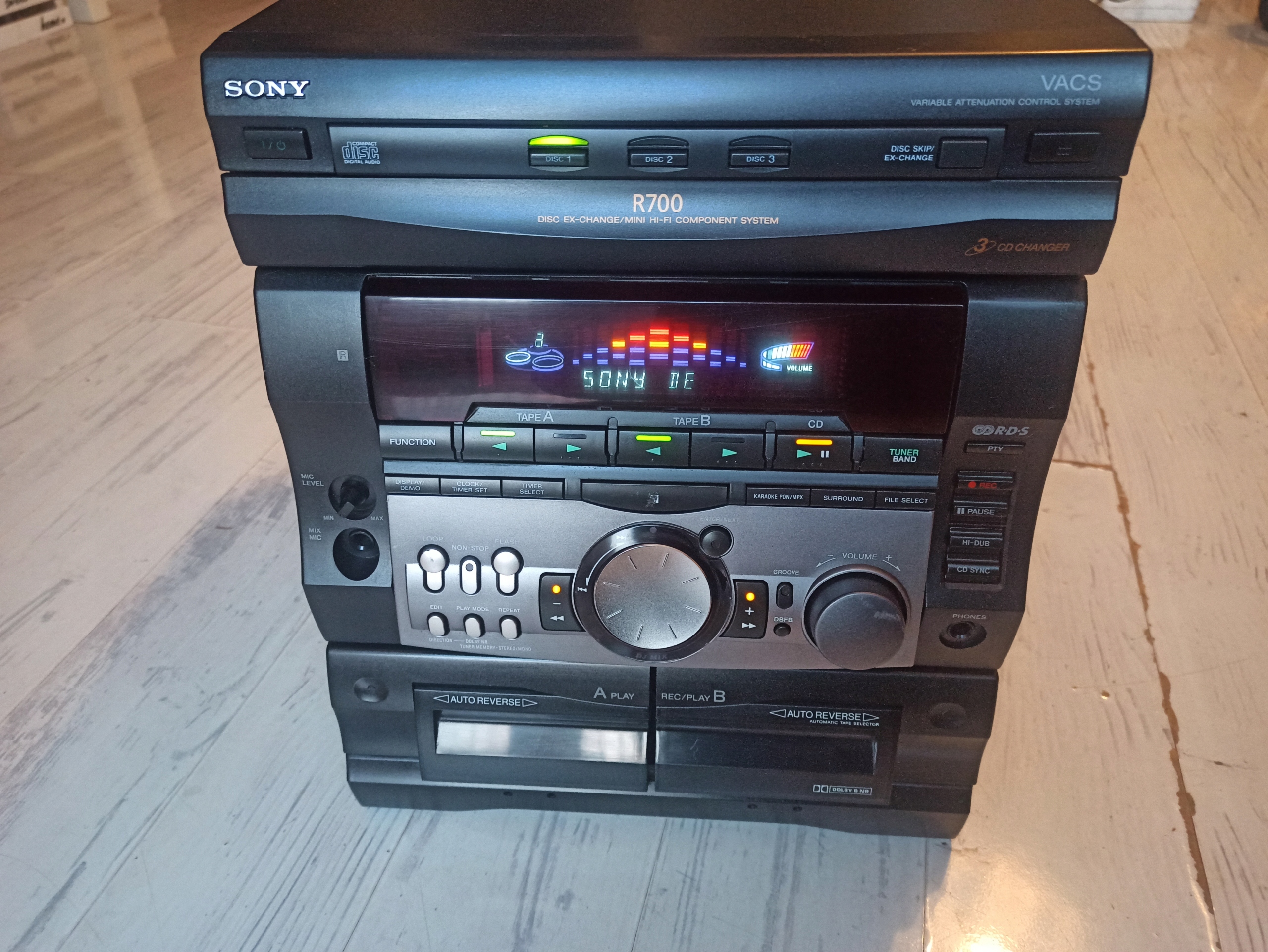 WIEŻA SONY HCD-R700