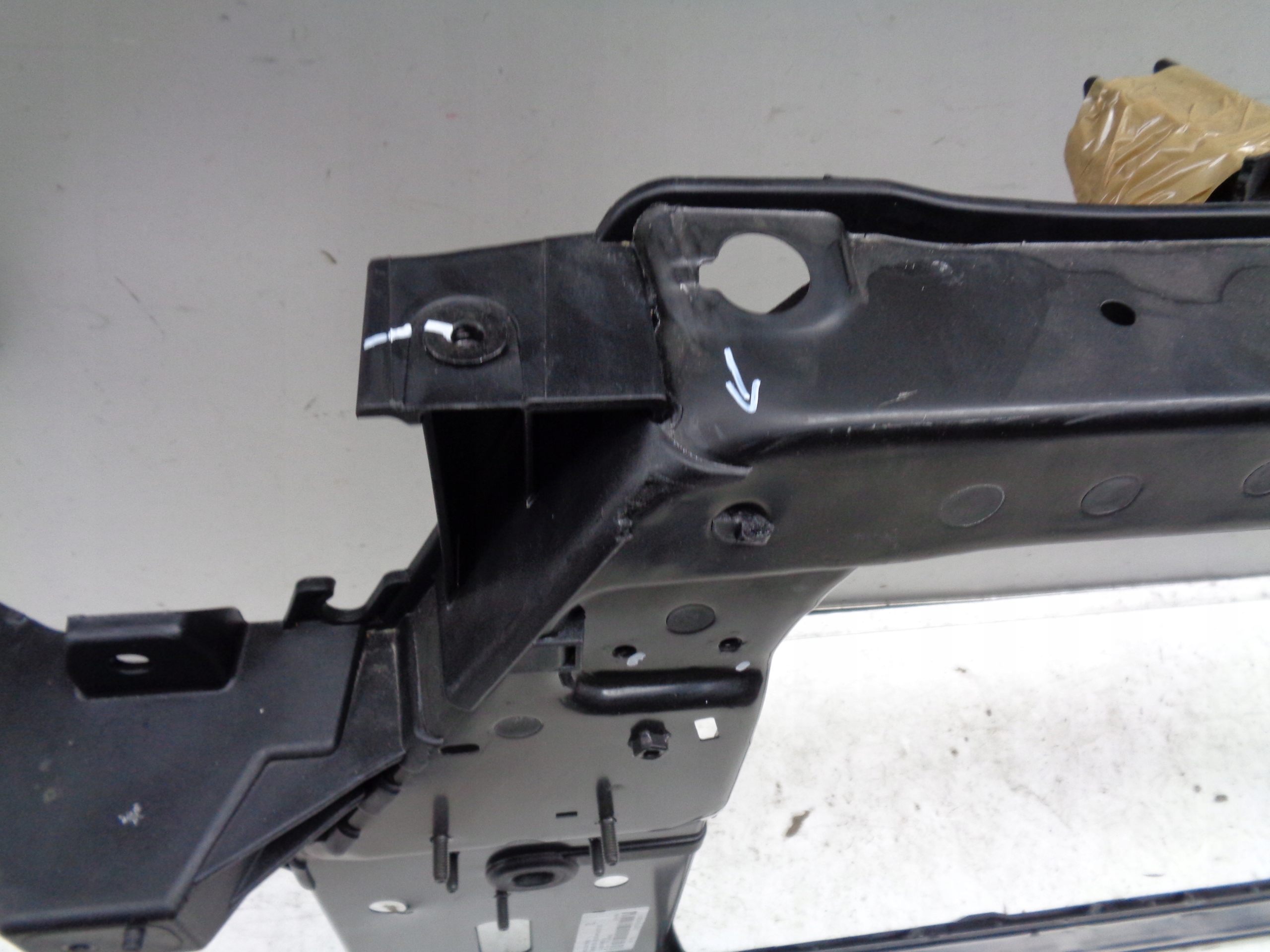 new bar, wall front HYUNDAI IX35 10