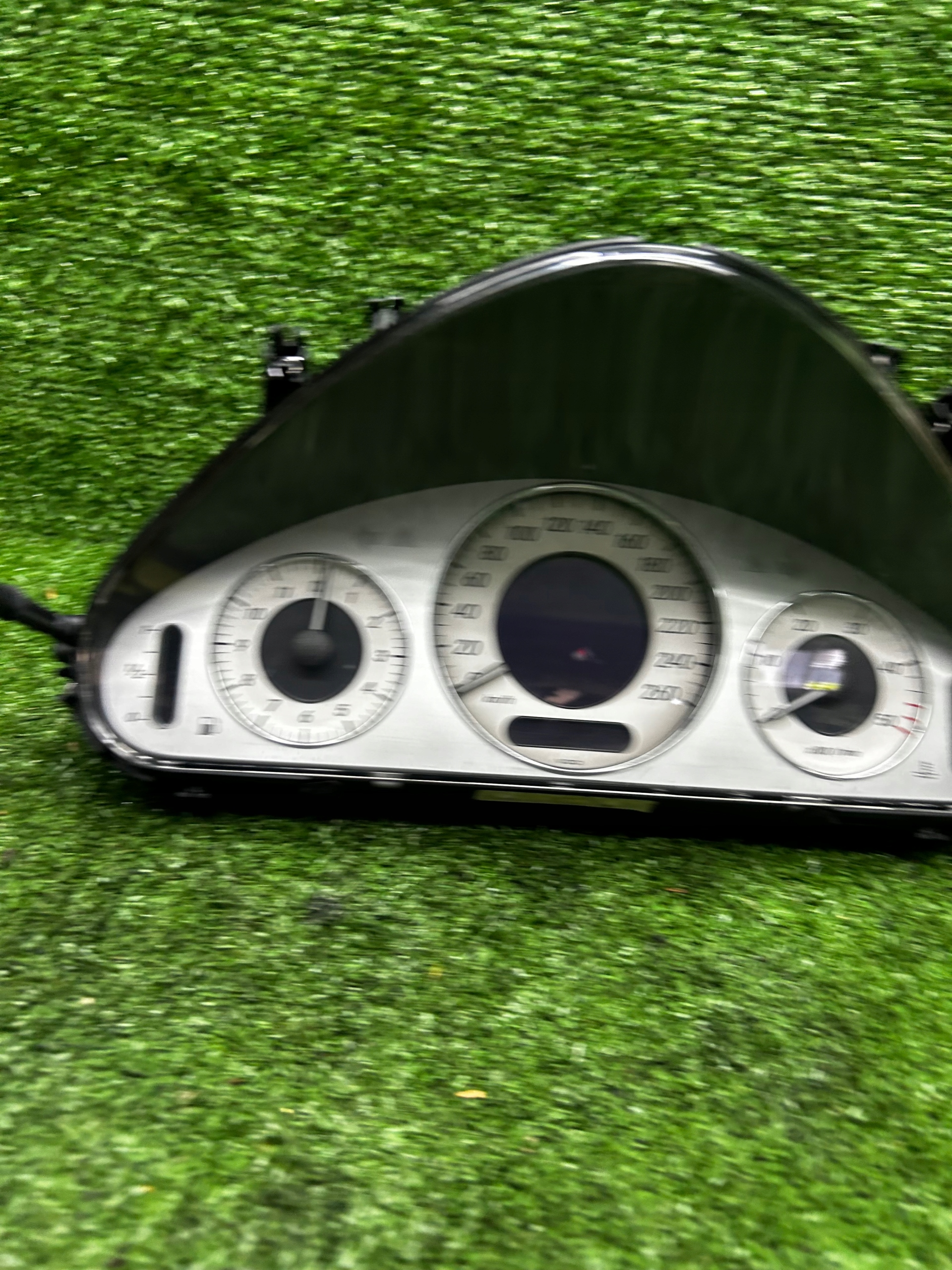 MERCEDES dials dials tachometer A2115405711 w211